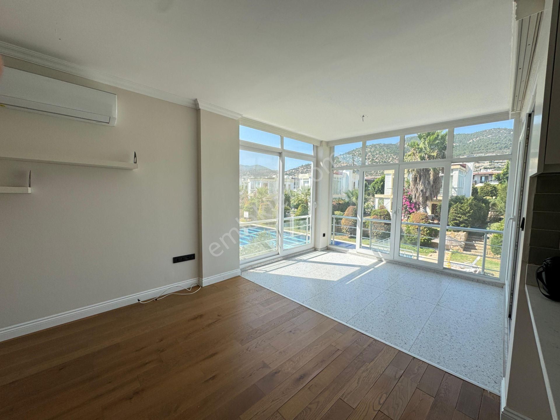 Agr Group'tan Konacık Merkez Satılık Düz Ayak 3+1 Daire - Görsel 9