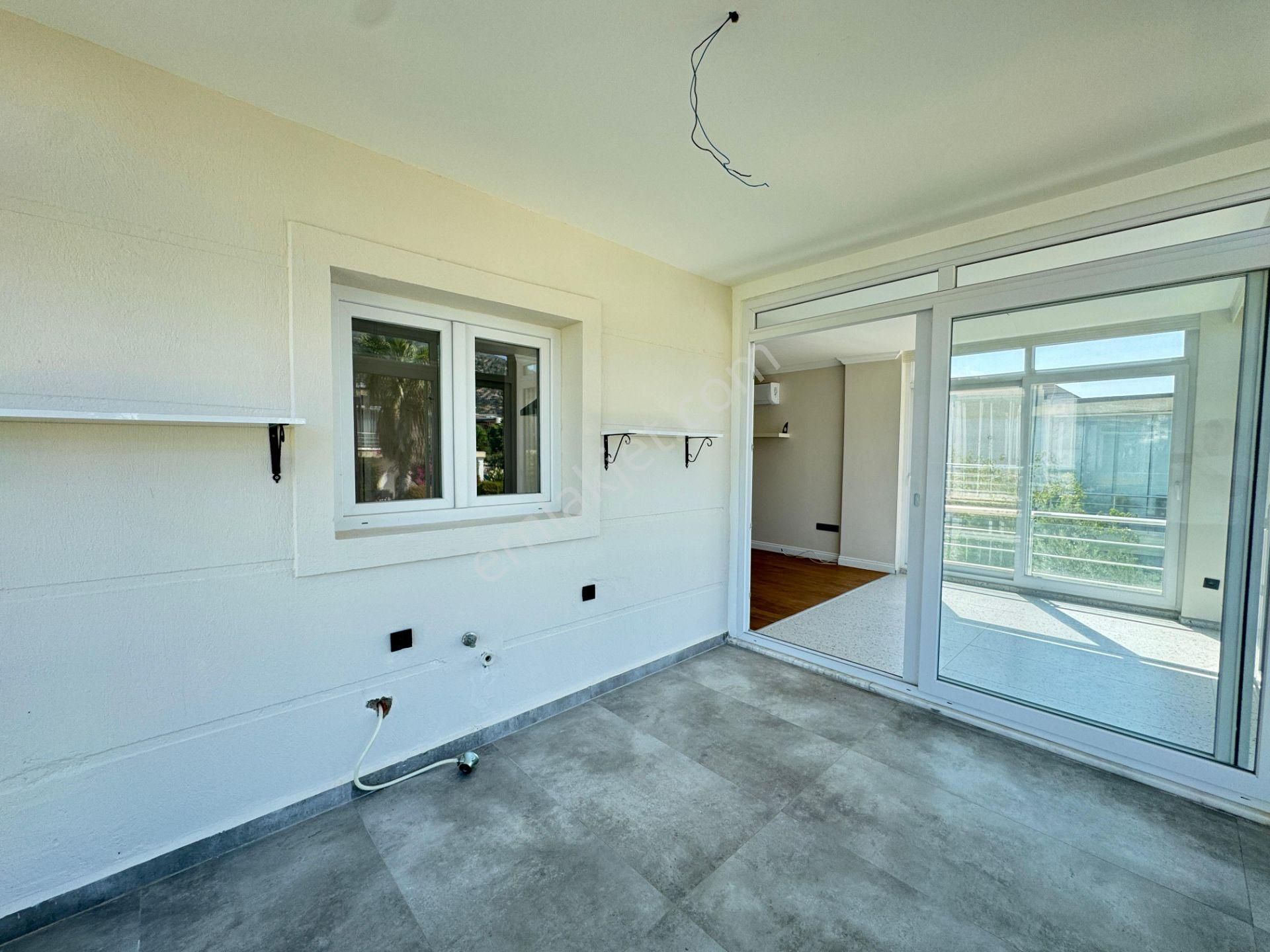 Agr Group'tan Konacık Merkez Satılık Düz Ayak 3+1 Daire - Görsel 16