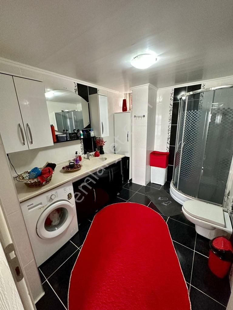 Kuşadası Merkeze Yakın Ful Deniz Manzaralı Eşyalı 2+1 Geniş Satılık Daire - Görsel 8