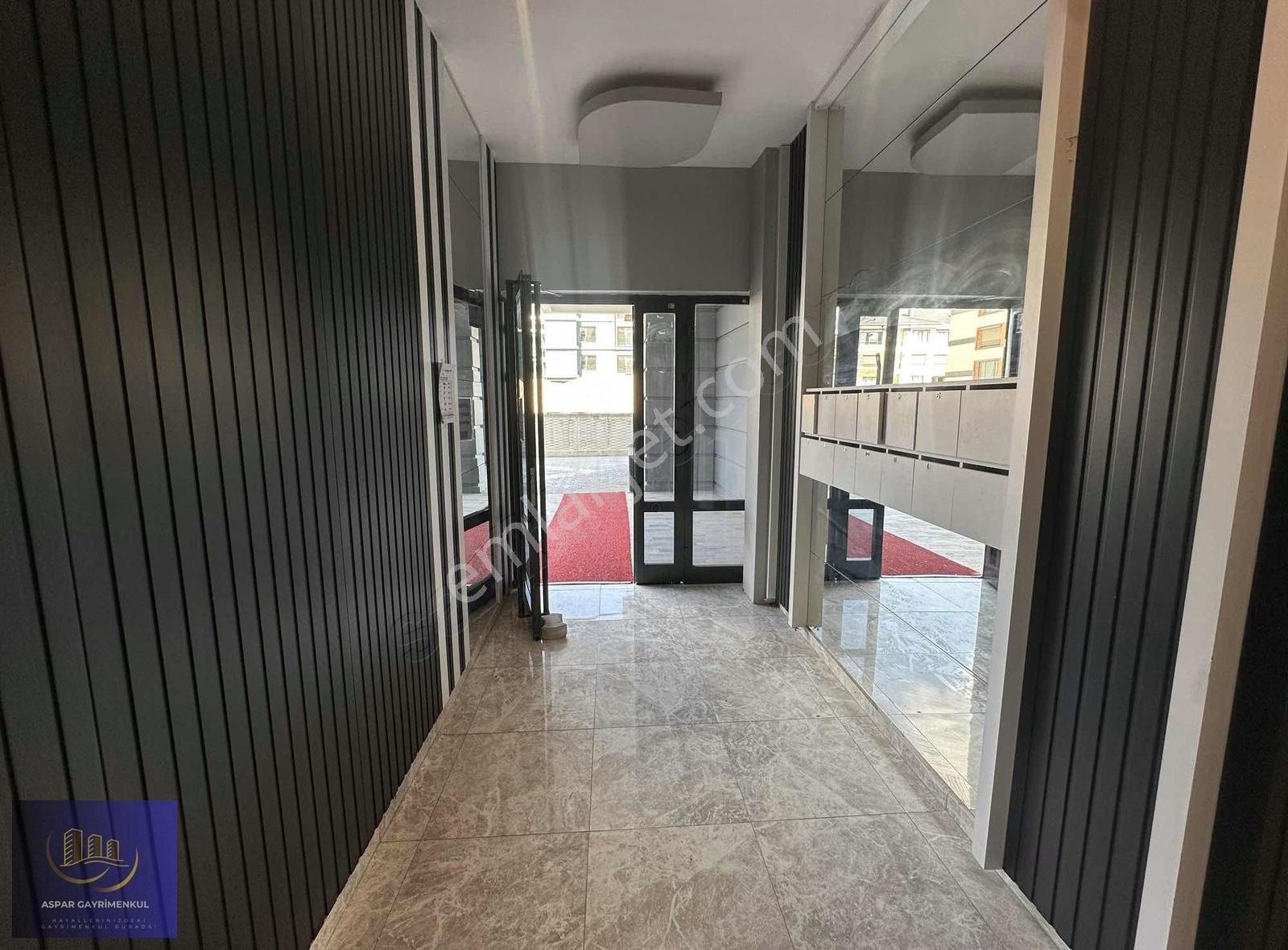 Beyhekim Caddesine Cephe 3+1 Ultra Lüks Sıfır Arakat Daire