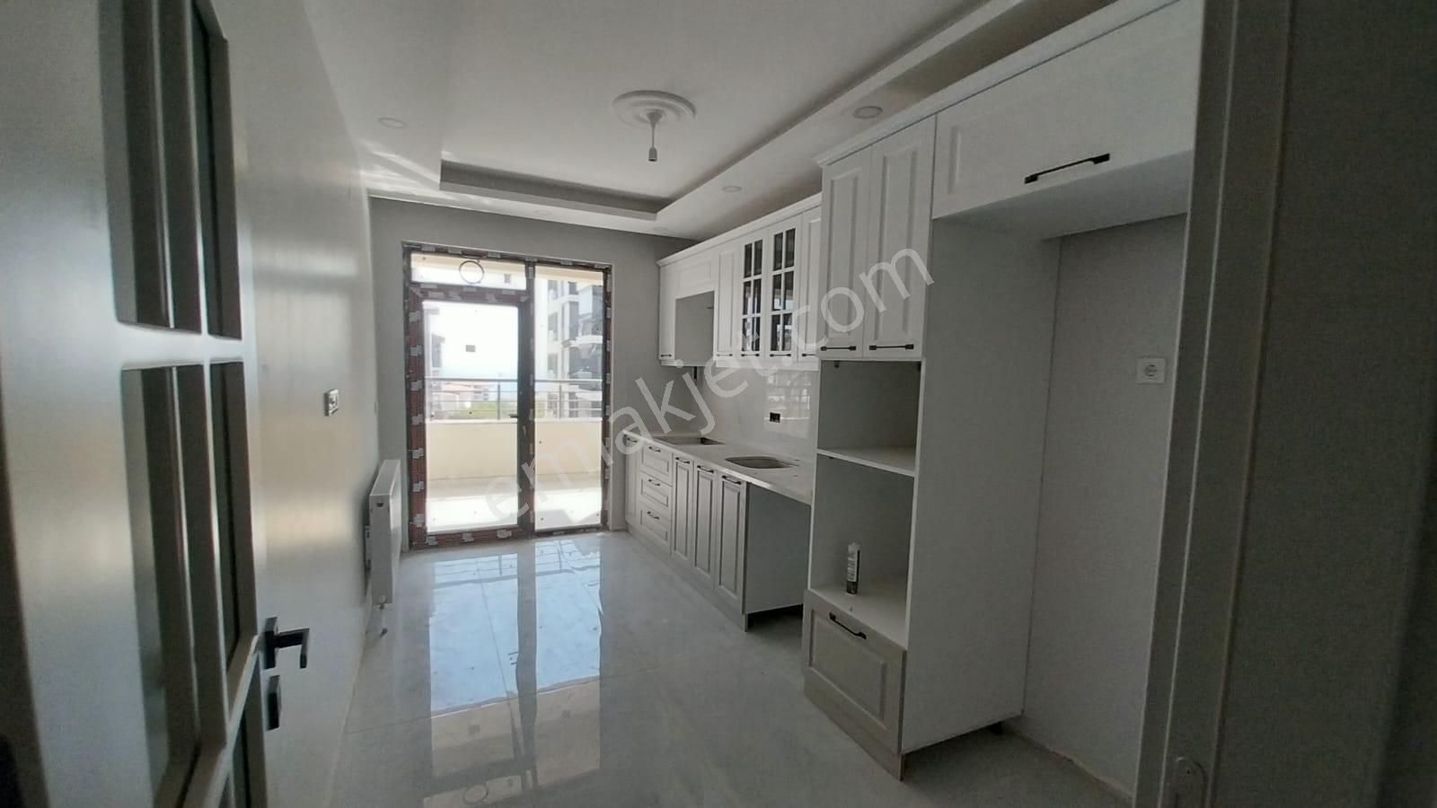 Ekşioğlu 'dan Tekirdağ Süleymanpaşa Atatürk Mahallesinde Satılık Daire 3+1