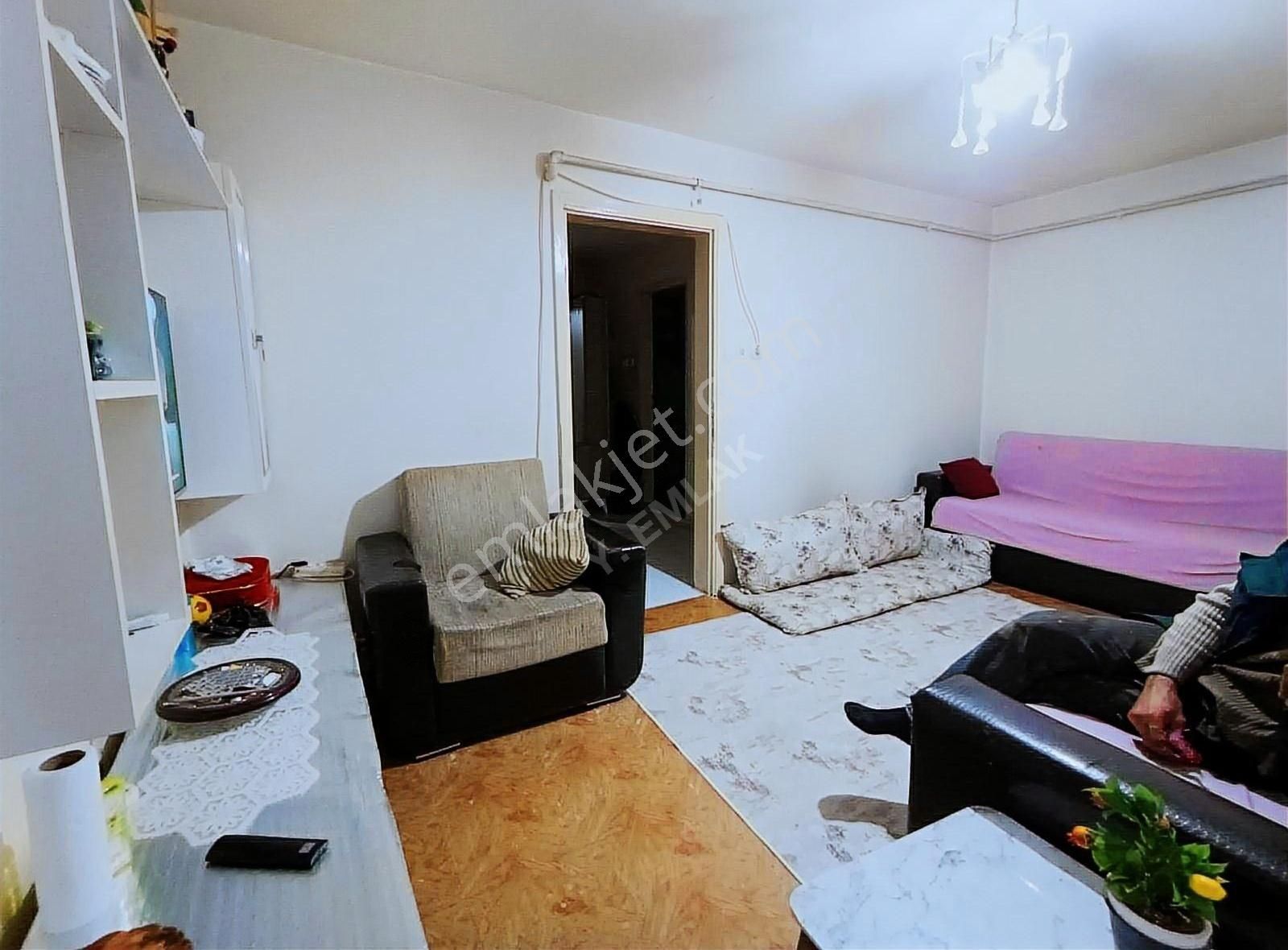 Esenler Fatih Mahallesi'nde Satılık 1+1 Daire