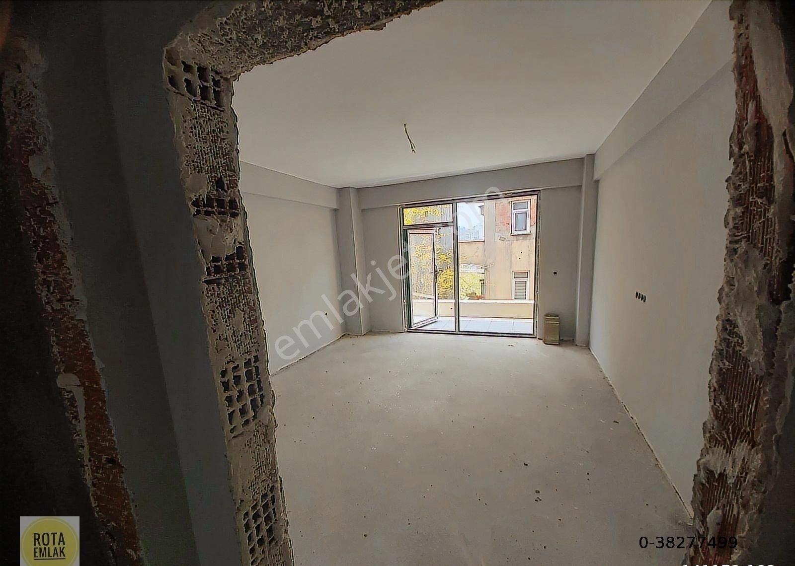 Konak Mevkisinde 2. Katta Satılık 3+1 Yeni Daire