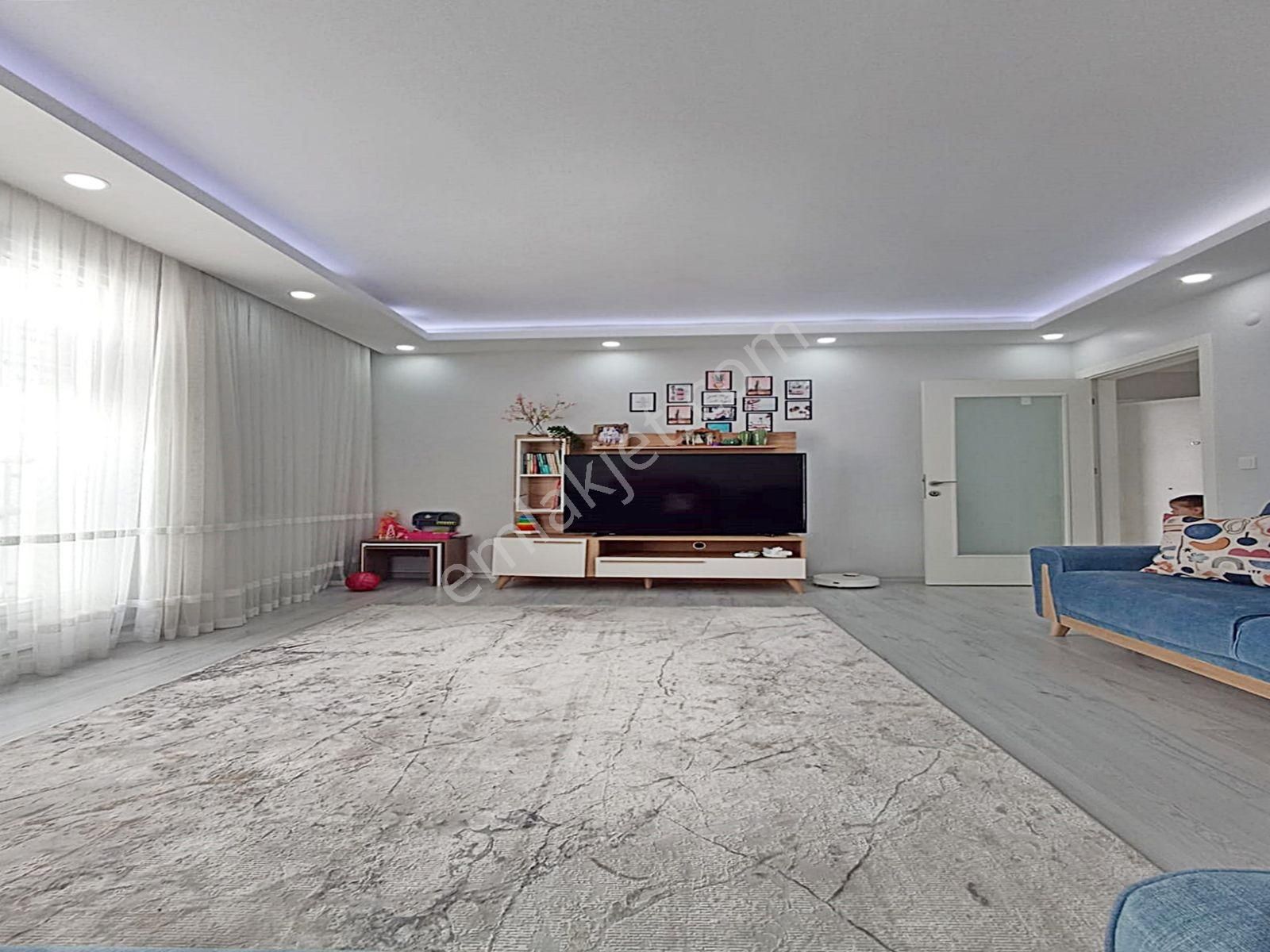 Cadde34 Yapı'dan Örnek Mahallesinde Tek Daire Üzeri 3+1 Krediye Uygun Satılık Daire!!!