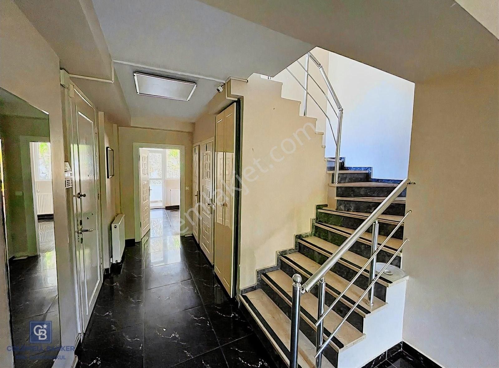 Ataşehir Atatürk Mahallesi 6+2 Net 210m² Kiralık Müstakil İşyeri