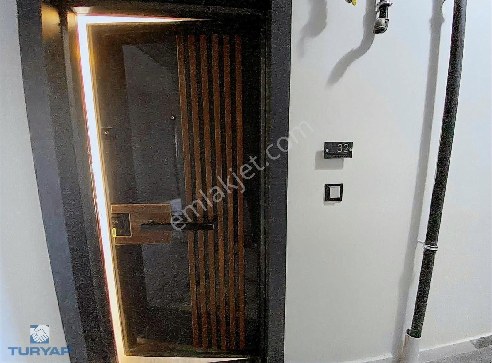 Körfez Pelitköy Bulvarı Cephe 1+1 Daire