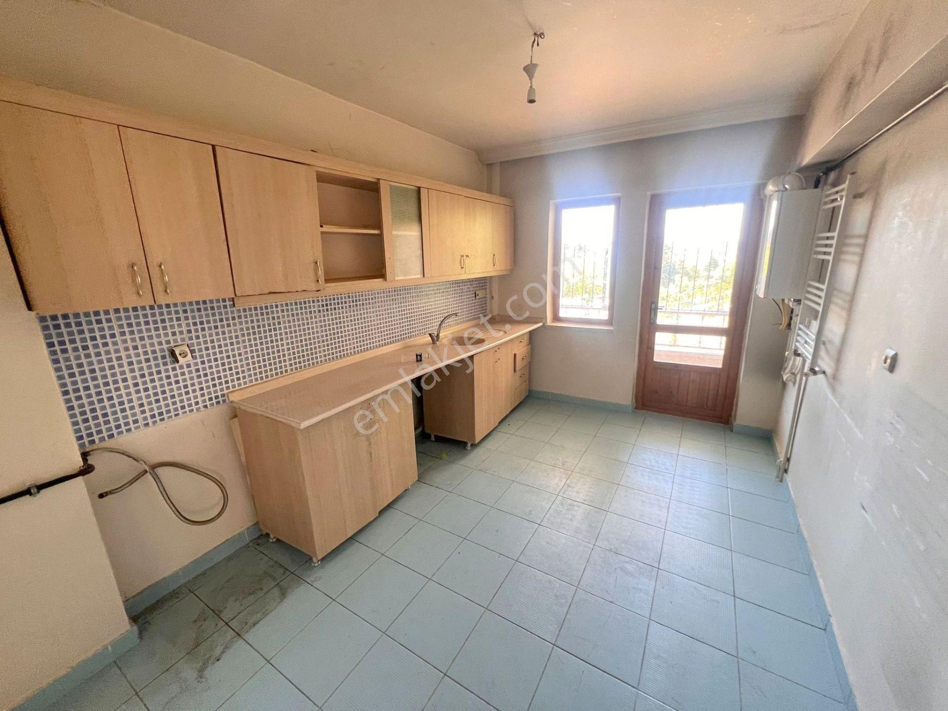 Şafak'tan Günsazak Cd Üzeri 3+1 Bağımsız Salon Asansörlü 1.katta - Görsel 25