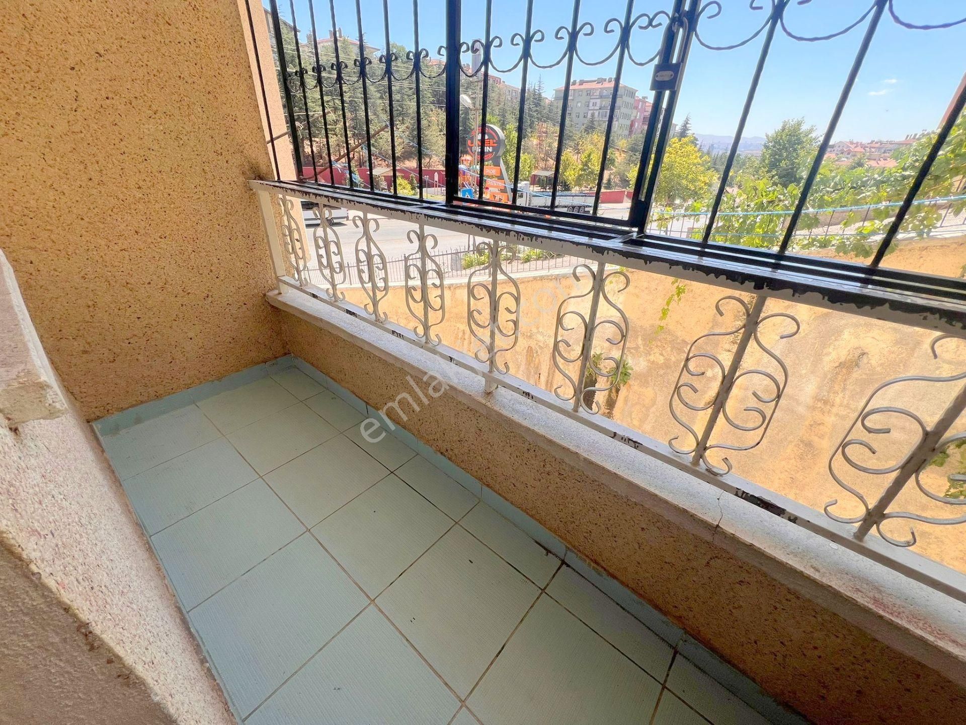 Şafak'tan Günsazak Cd Üzeri 3+1 Bağımsız Salon Asansörlü 1.katta - Görsel 7