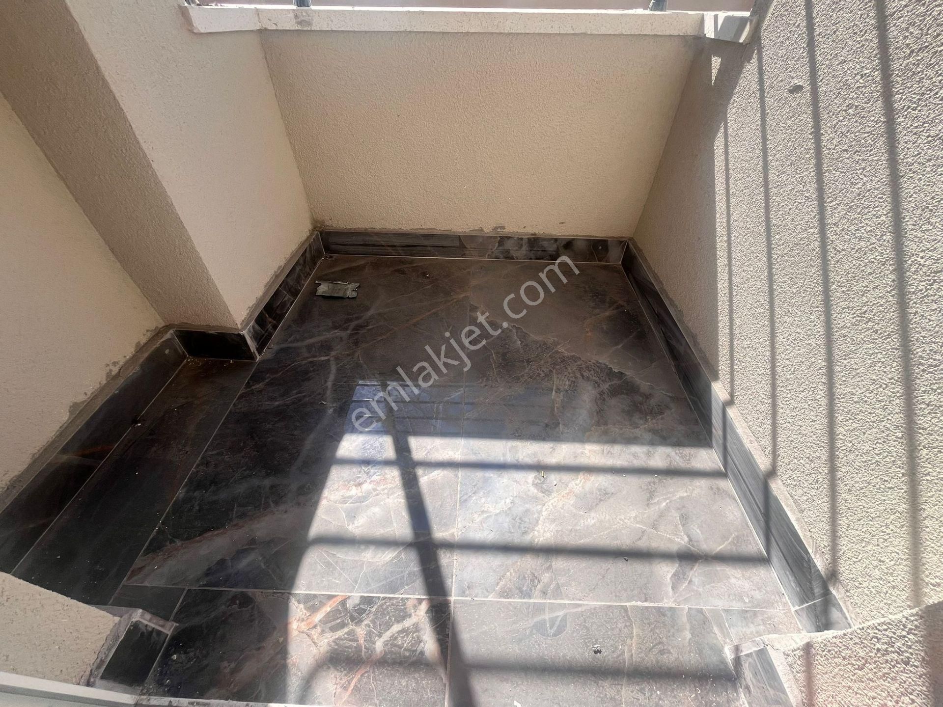 Battalgazi'de Giriş Kat 3+1 Amerikan Mutfaklı Daire - Görsel 12