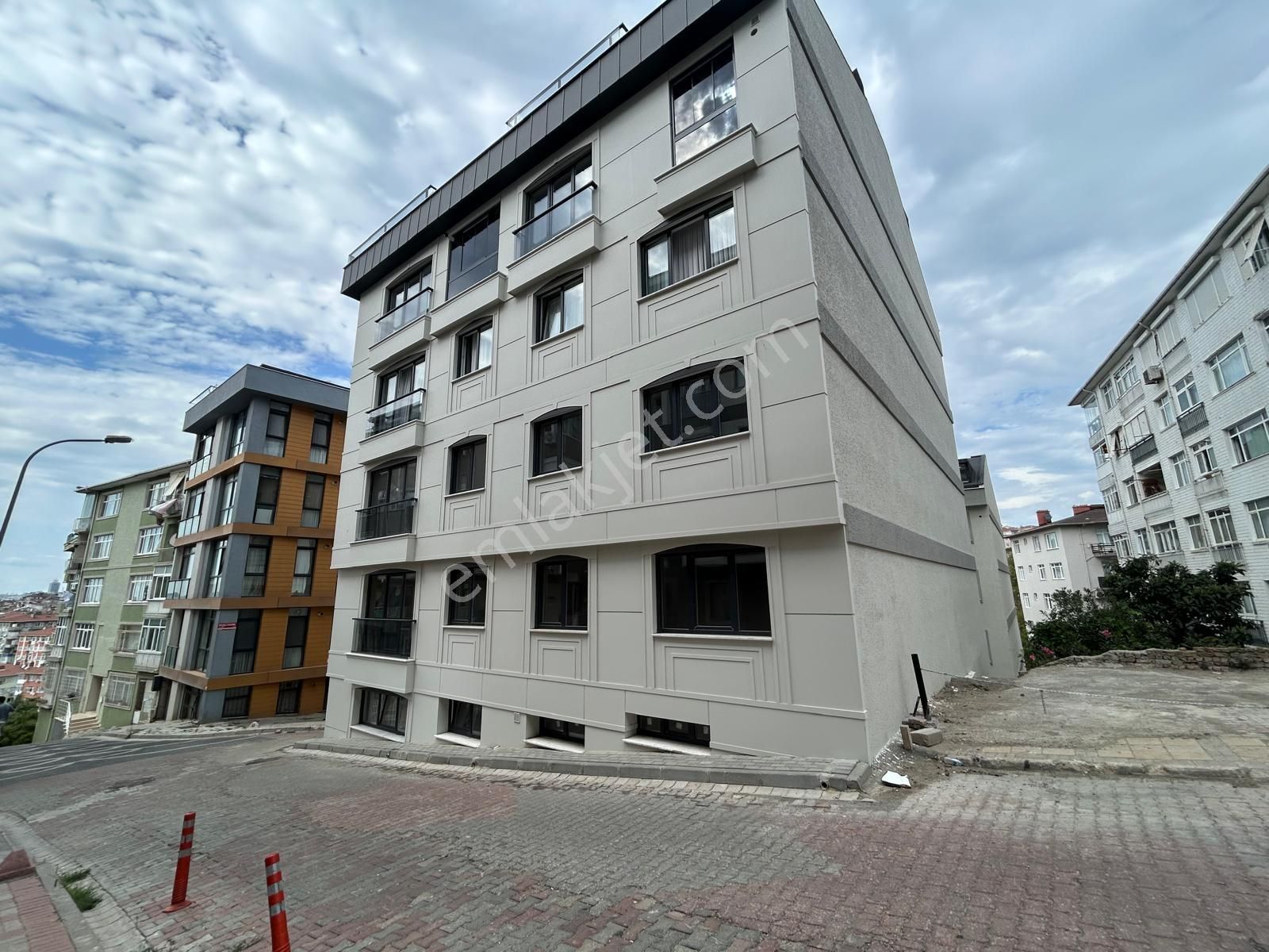 Üsküdar Fıstıkağacı Kısmi Deniz Manzaralı 3+2 Dubleks Daire - Görsel 17