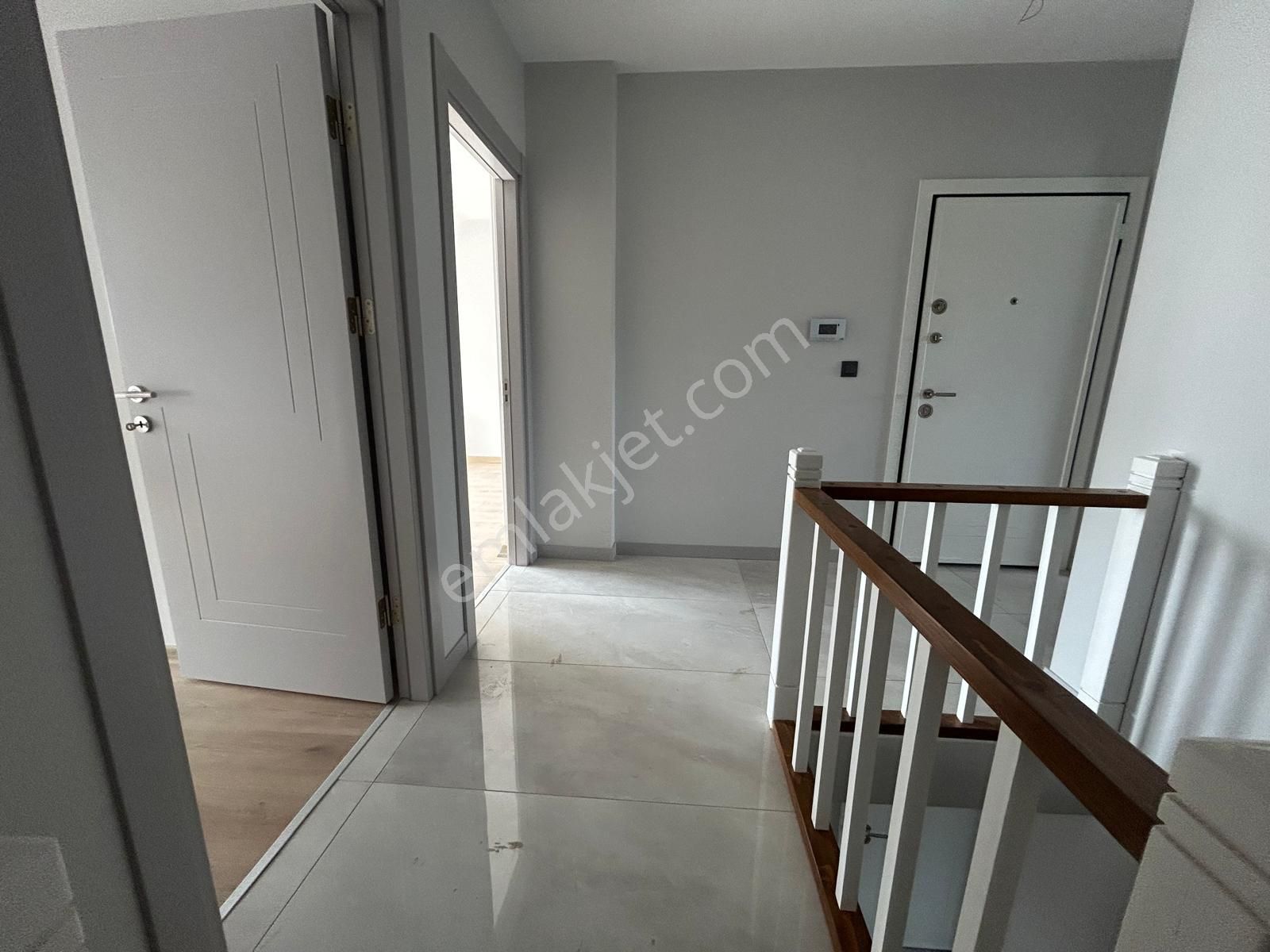 Üsküdar Fıstıkağacı Kısmi Deniz Manzaralı 3+2 Dubleks Daire - Görsel 22