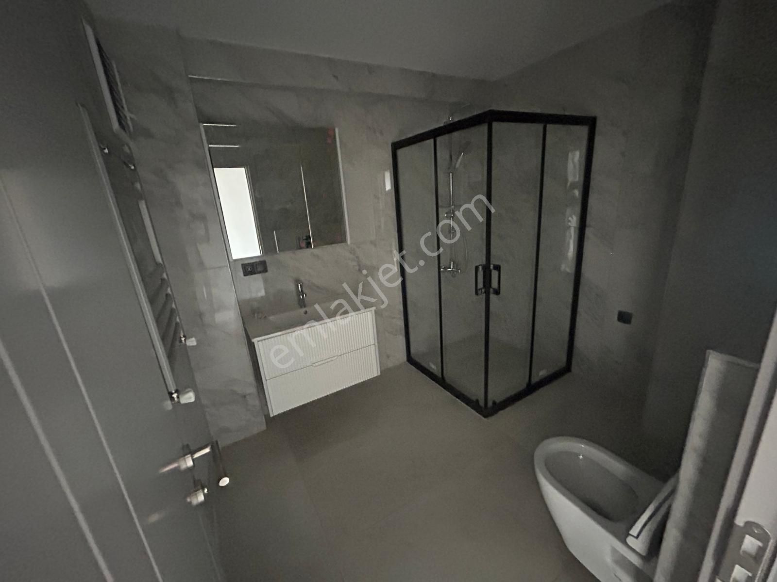 Üsküdar Fıstıkağacı Kısmi Deniz Manzaralı 3+2 Dubleks Daire - Görsel 19