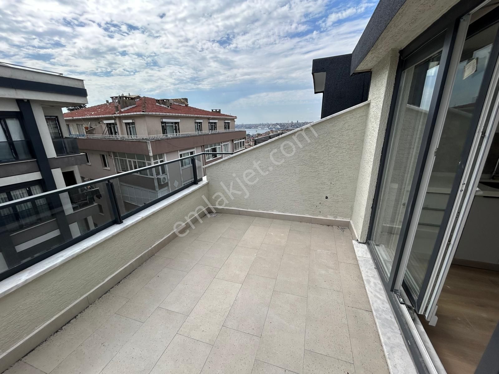Üsküdar Fıstıkağacı Kısmi Deniz Manzaralı 3+2 Dubleks Daire - Görsel 23