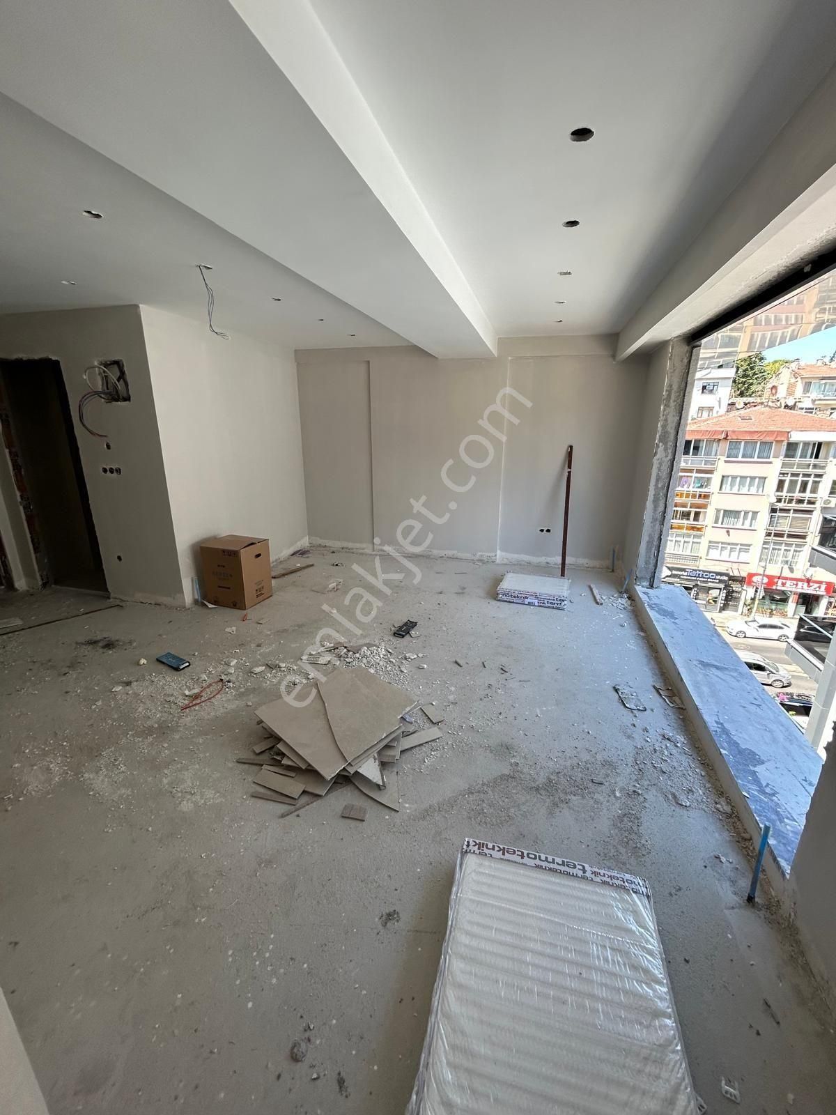 Üsküdar Fıstıkağacı 2+1 Dubleks Metro Yanı - Görsel 3