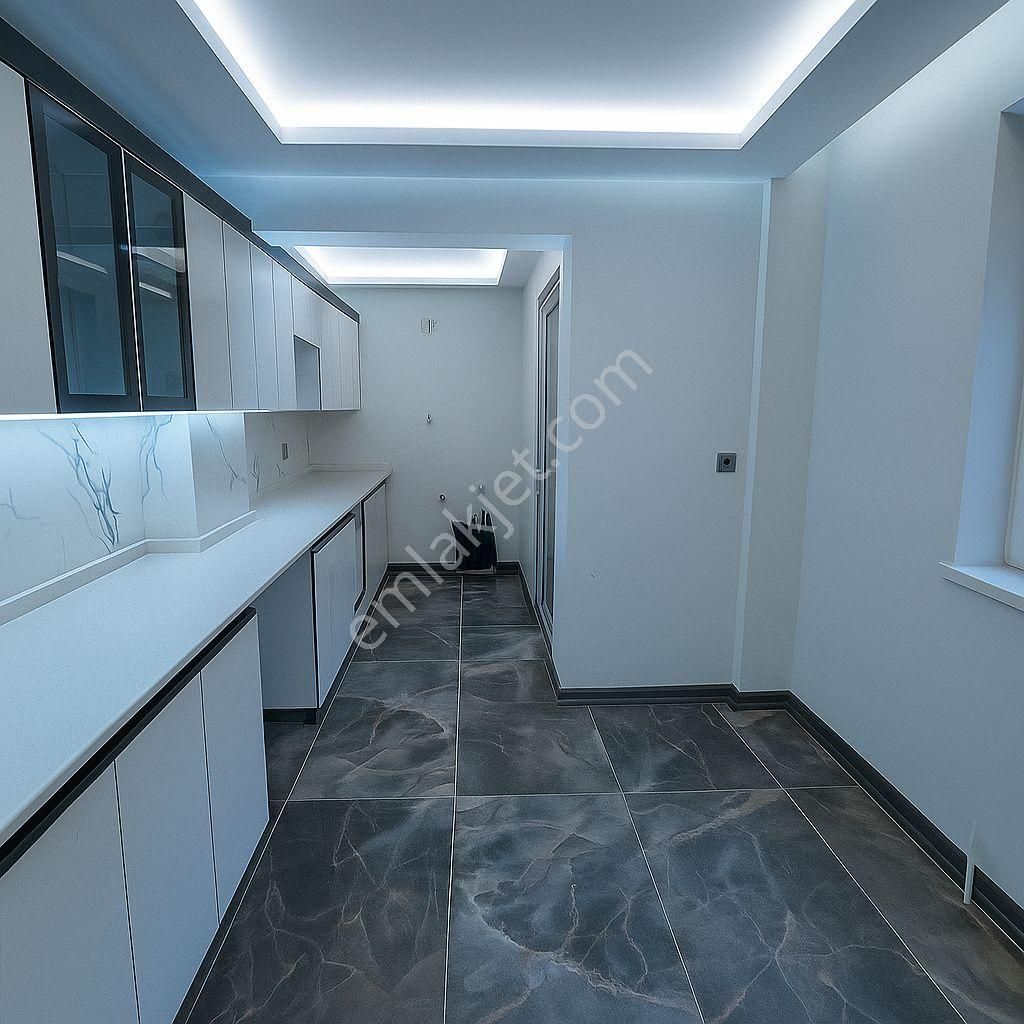 Battalgazi'de Kat Konumunda Sıfır 3+1 Kilerli Satılık Daire !! - Görsel 15