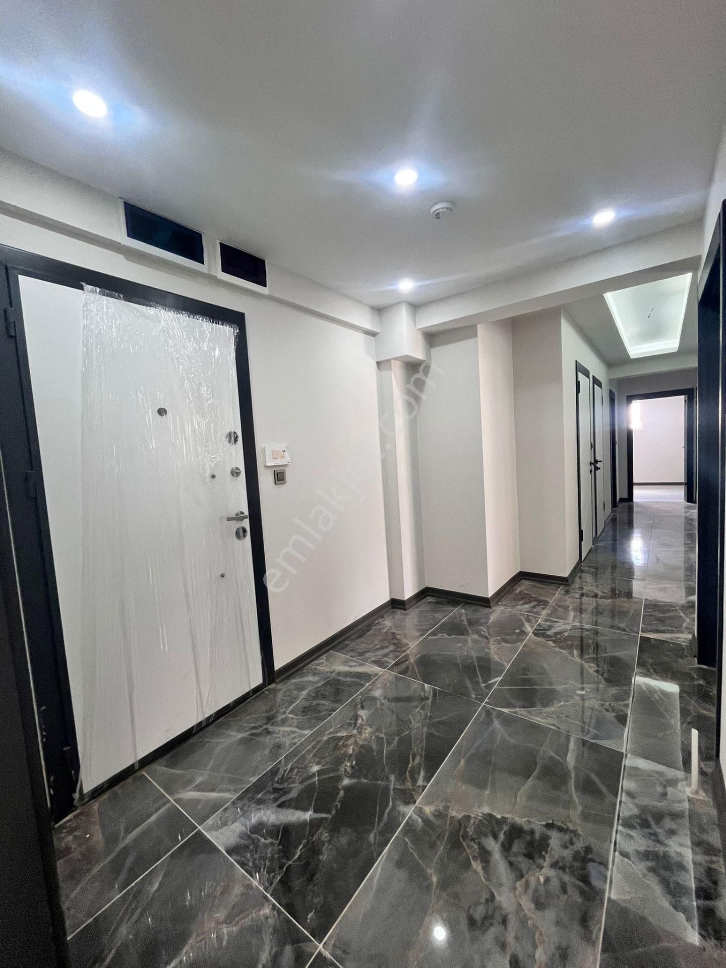 Battalgazi'de Kat Konumunda Sıfır 3+1 Kilerli Satılık Daire !! - Görsel 18