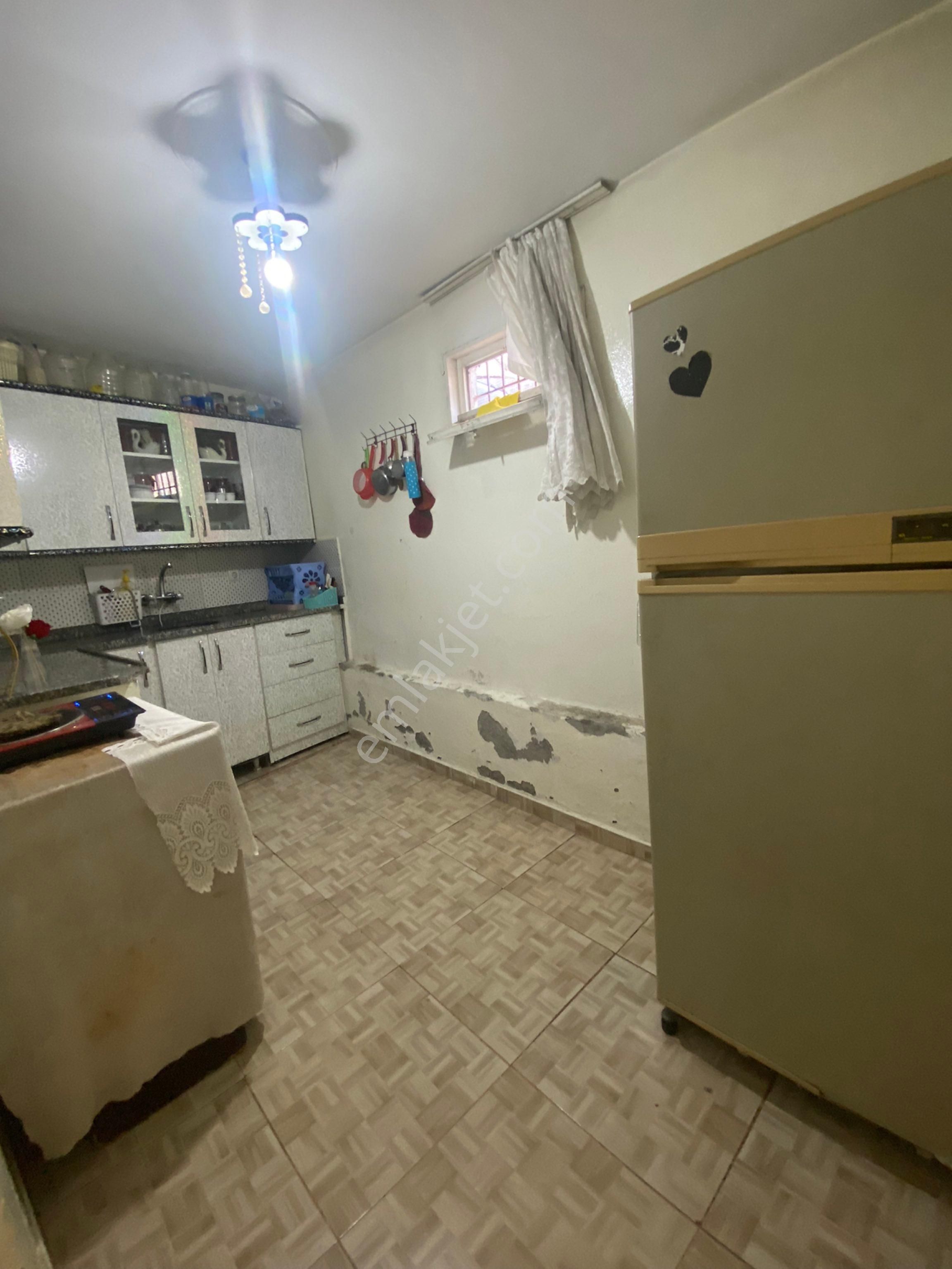 Güneş De 90m ,2 Katlı, 3 Er Odalı. Temiz Ev - Görsel 15