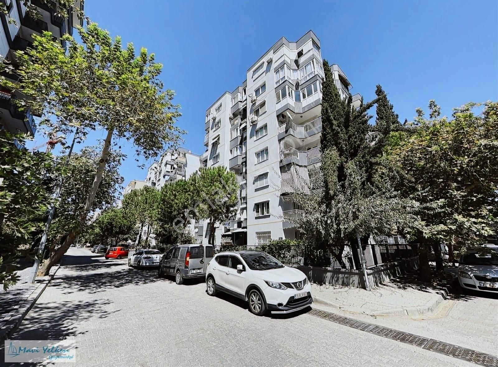 Mansuroğlu Mah'de Otoparklı Üç Balkonlu 90 M2 2+1 Satılık Daire - Görsel 5