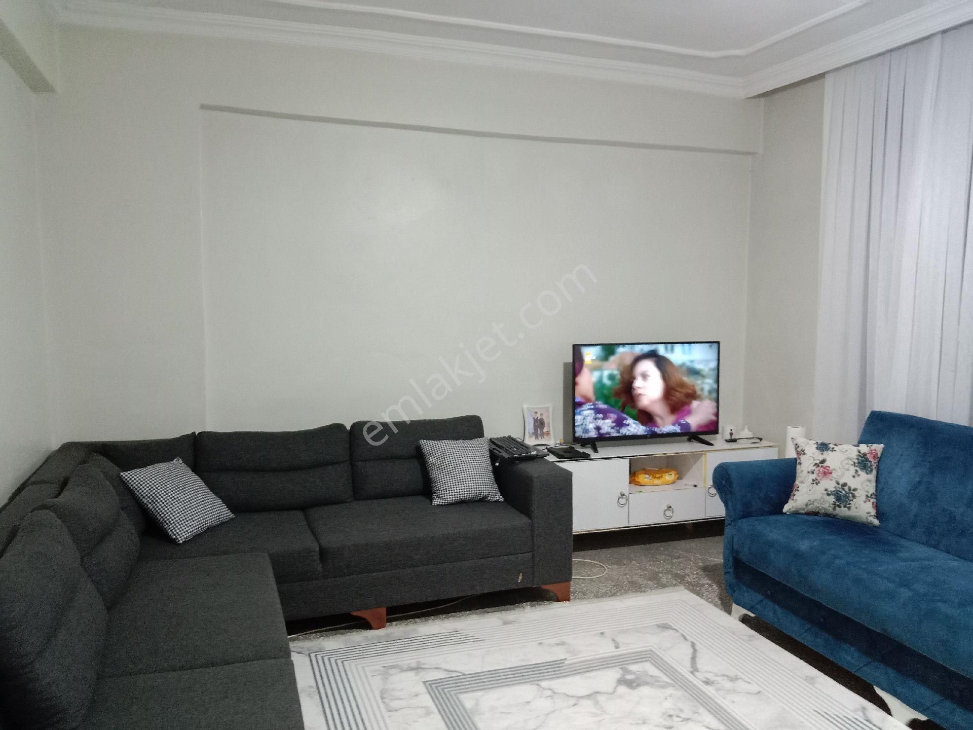 Hasarsız, 2+1 Acil Satılık Daire . Pazarlık Sünnettir.
