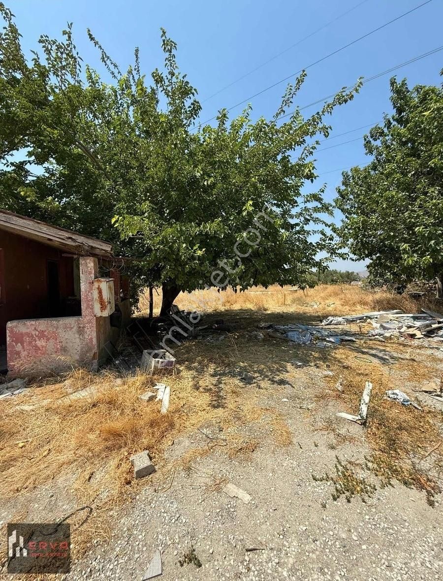 Urla Kuşçular'da Merkezi Konum Müstakil Ev