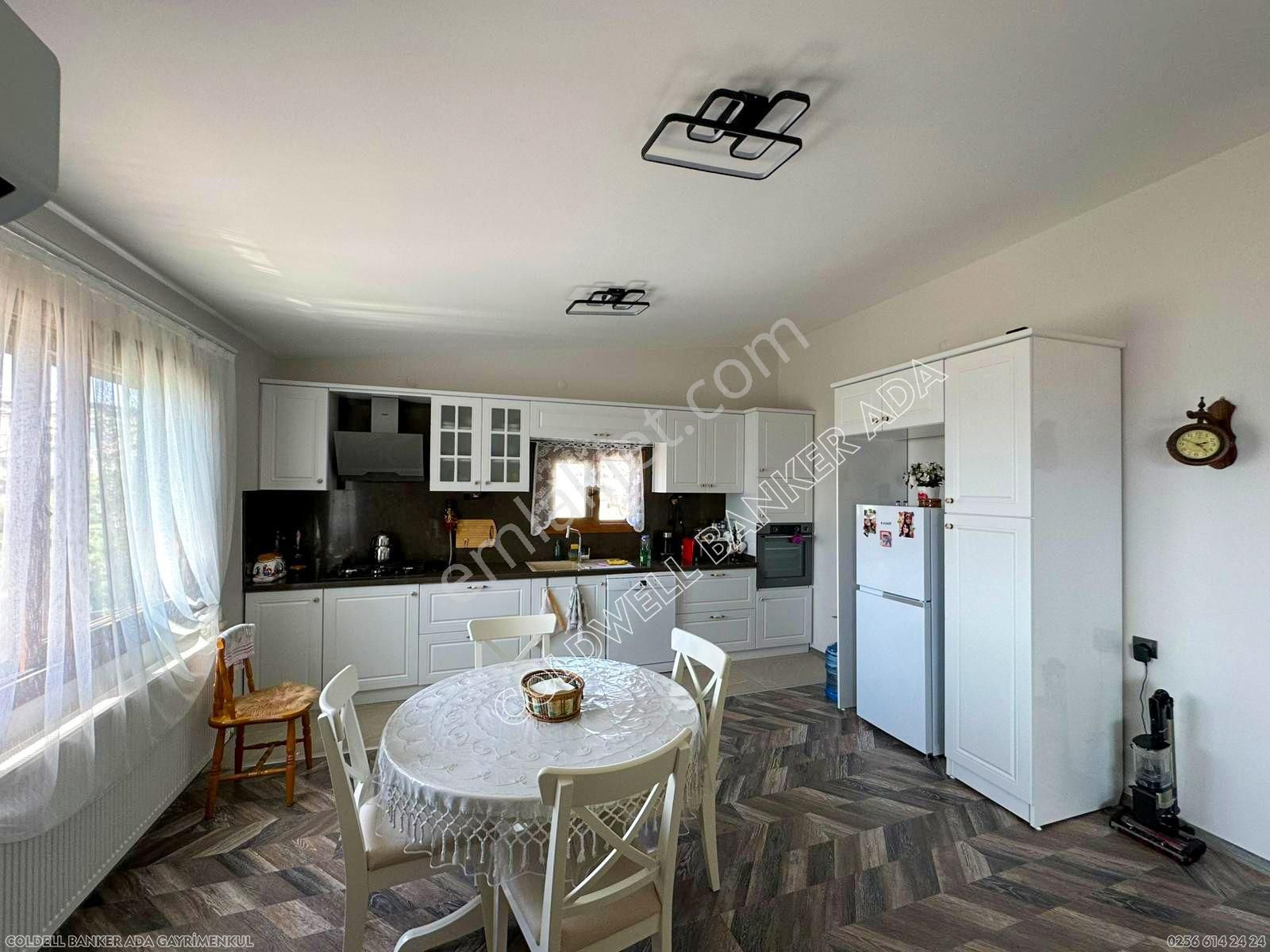 Kuşadası Kadınlar Denizi’nde Satılık Deniz Manzaralı 6+2 Tripleks Villa - Görsel 22