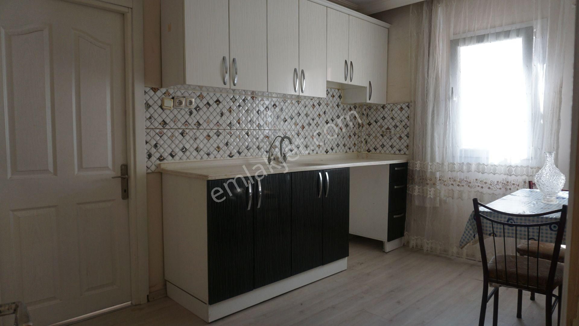 Çiğli Egekentte Daire Kiralık 1+1 Daire Çiğli Seran Emlak Dan
