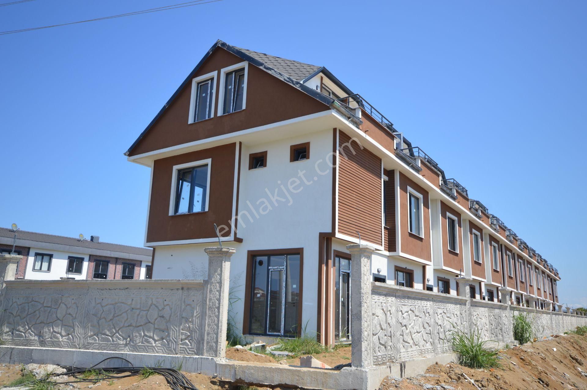 Sakarya Kocaali’de Satılık 3+1 Villa Kaçırılmayacak Fırsat