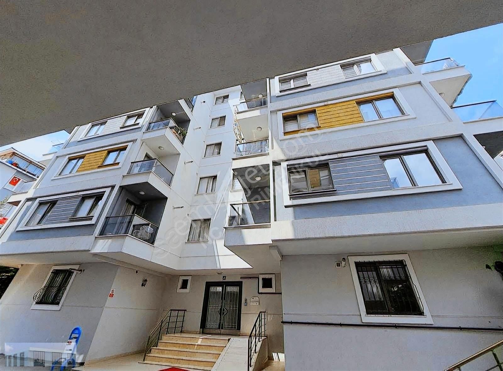 Nc Emlakdan Kiralık Daire 1+1 Yüksek Giriş