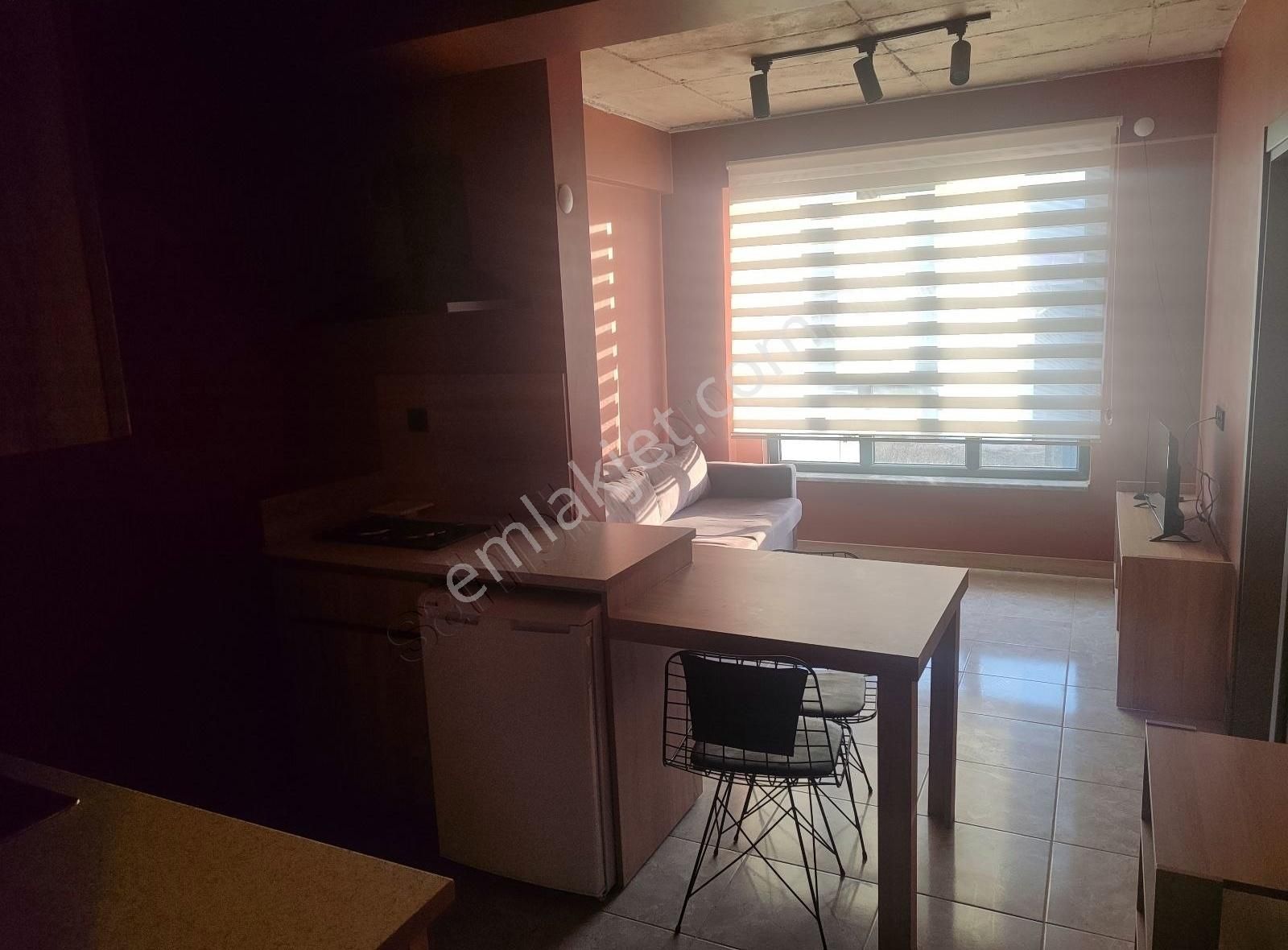 Asel'den 1+1 Venüs Sit. Güney Cephe Yönetim Mevcut Bakımlı Daire - Görsel 2