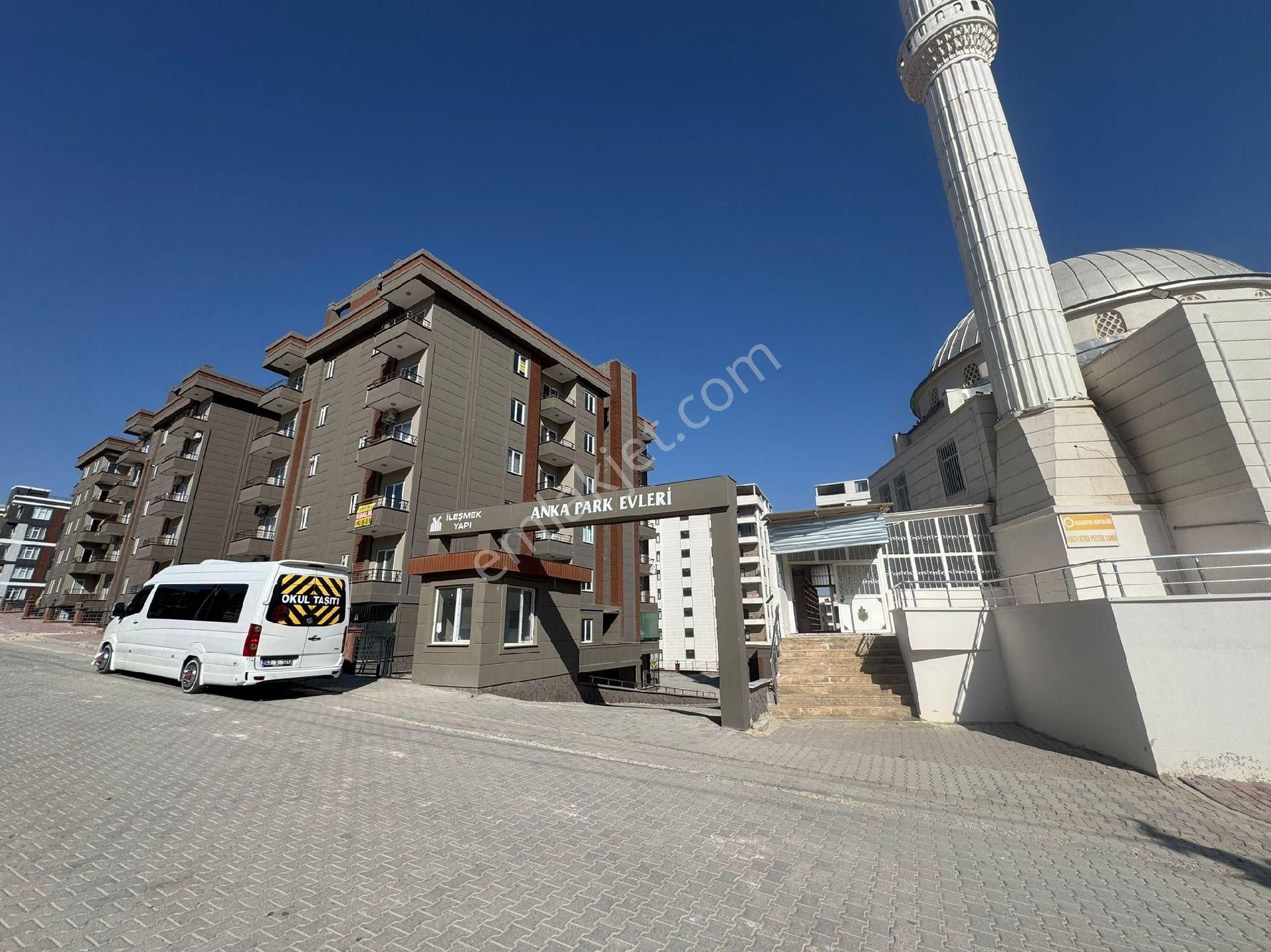 Kuruluş Gayrimenkul Güvencesiyle Batıkentte Anka Sitesinde Kiralık 2+0