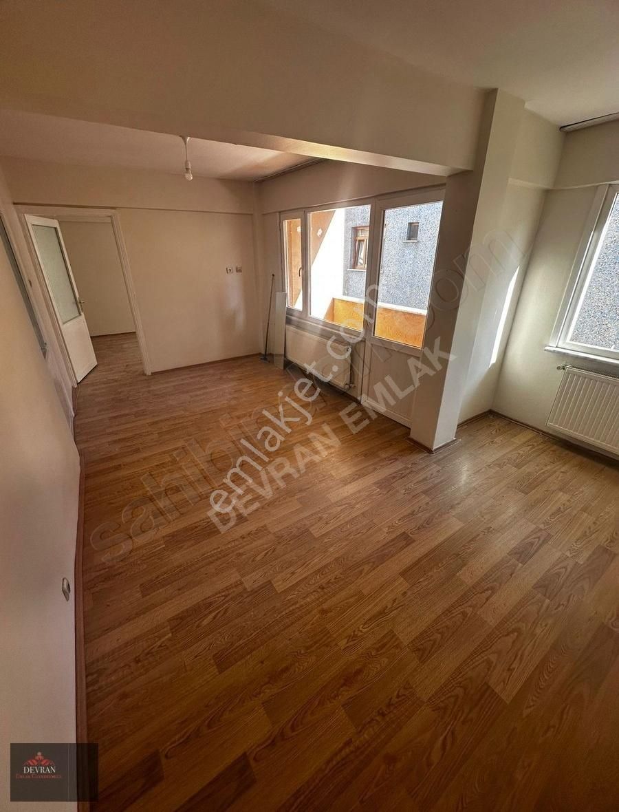 Devran Emlaktan Cumhuriyet Mah Kiralık 2+1 90m Kat 3