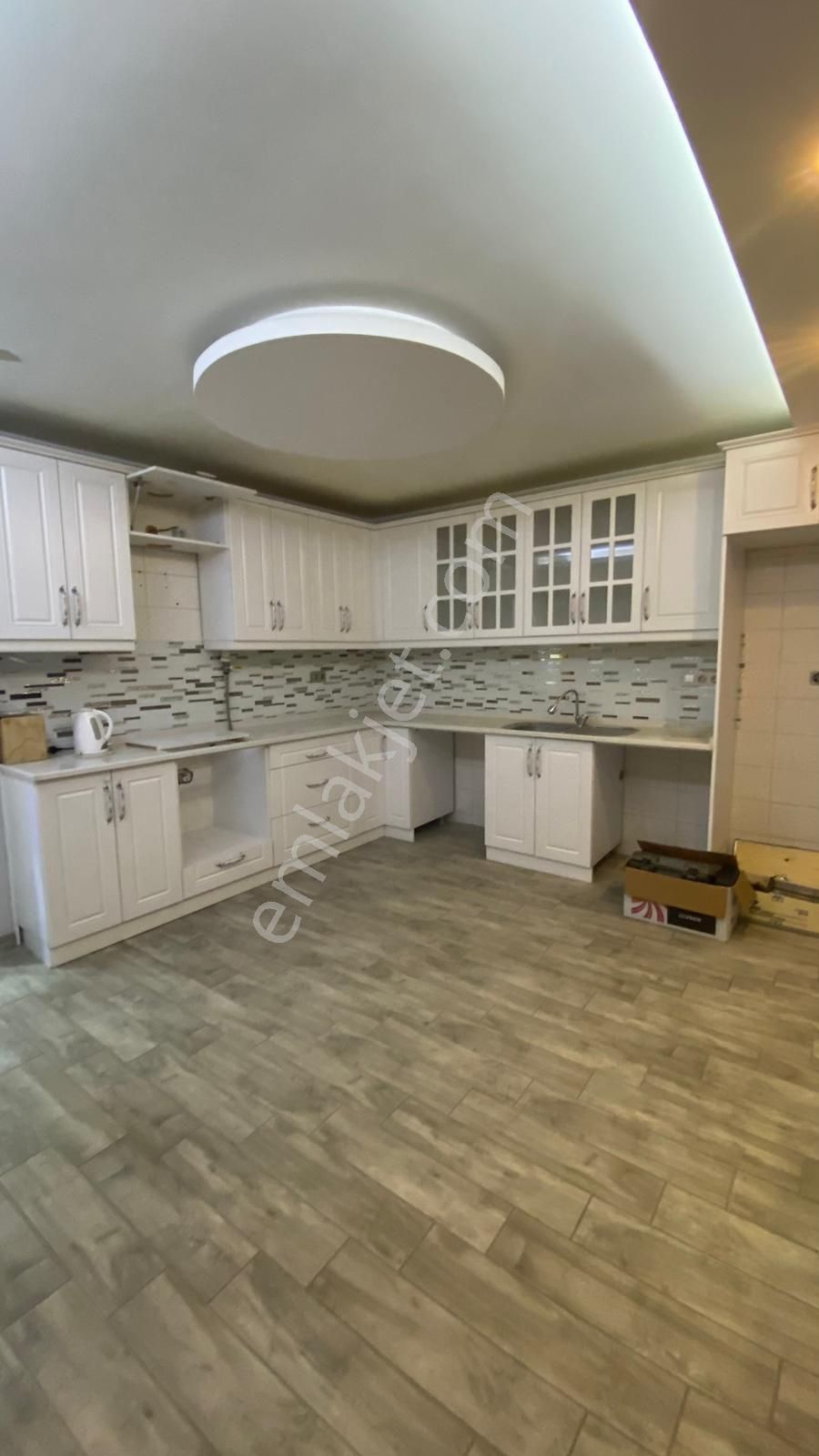 Mev Koleji Yakını Full Yapılı Doğalgazlı Kiralık Daire