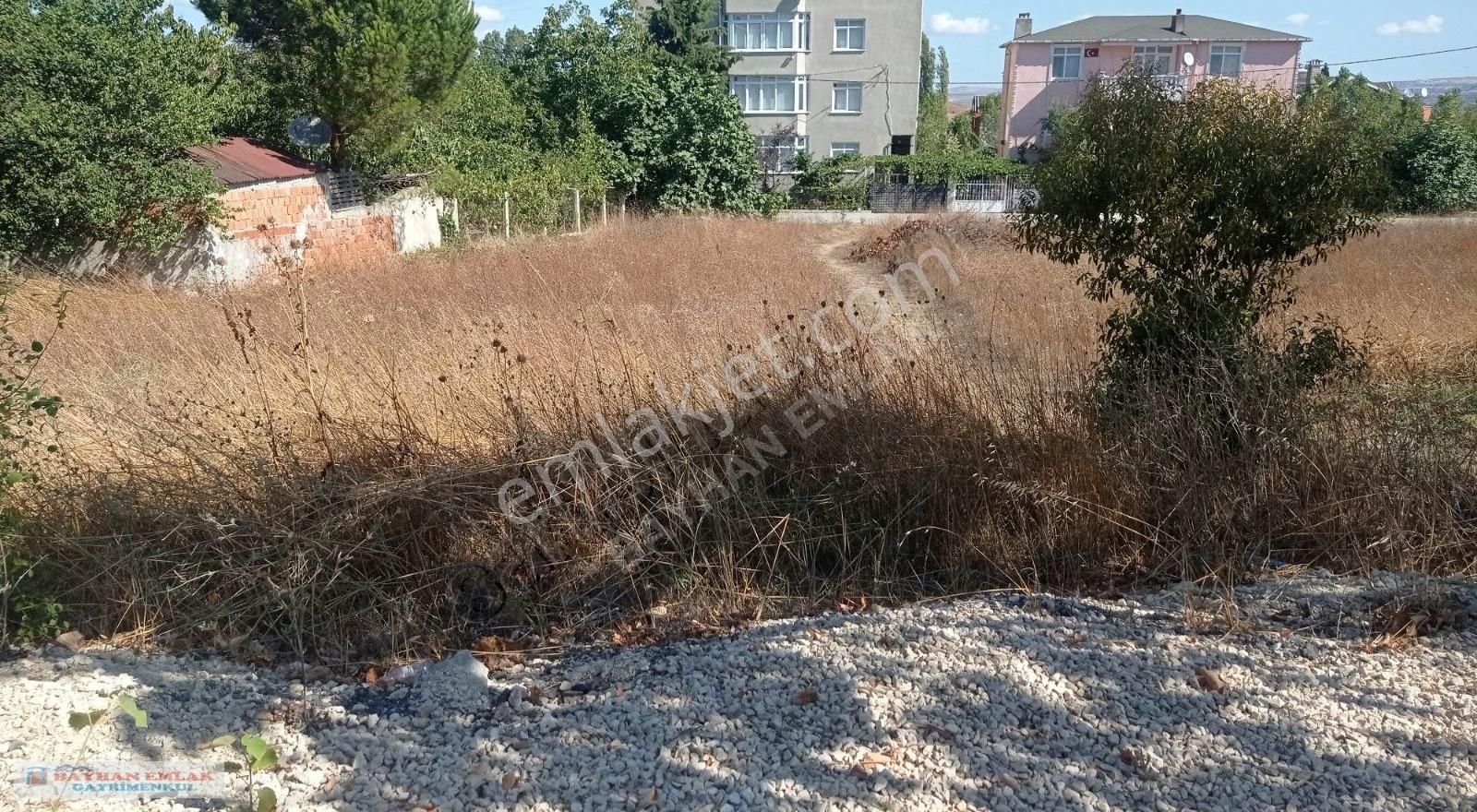 Bayhan Gayrimenkul'den Ana Yola Cephe Satılık 1 Dönüm Arsa - Görsel 3