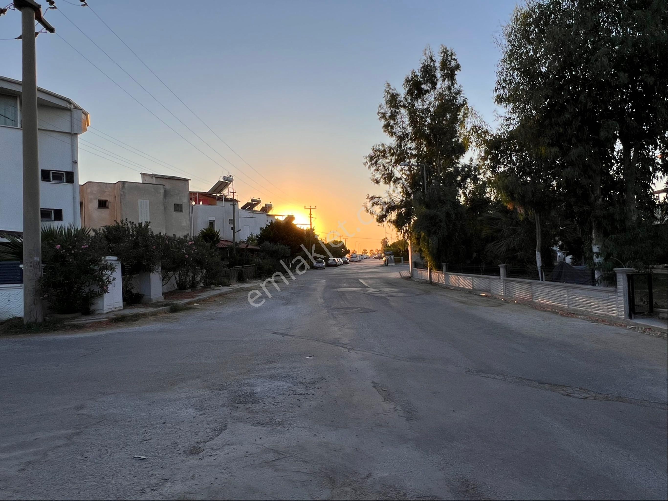 Kuşadası Davutlar'da Cihangül Sitesi'nde Satılık Tripleks Yazlık - Görsel 33