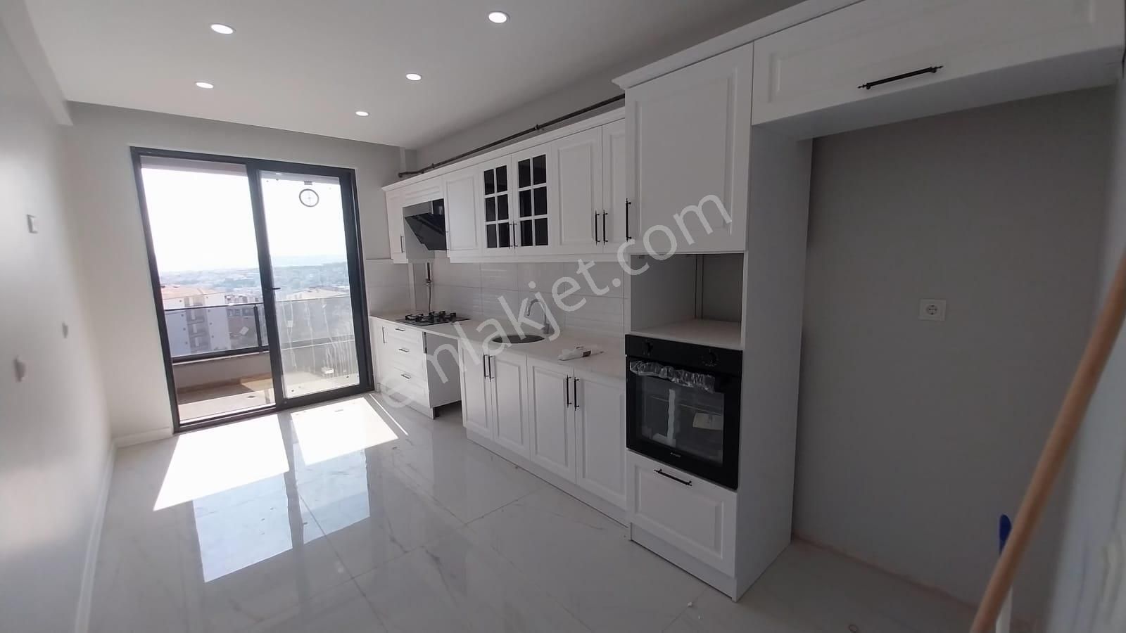 Ekşioğlu 'dan Tekirdağ Süleymanpaşa Atatürk Mahallesi Satılık Daire 3+1