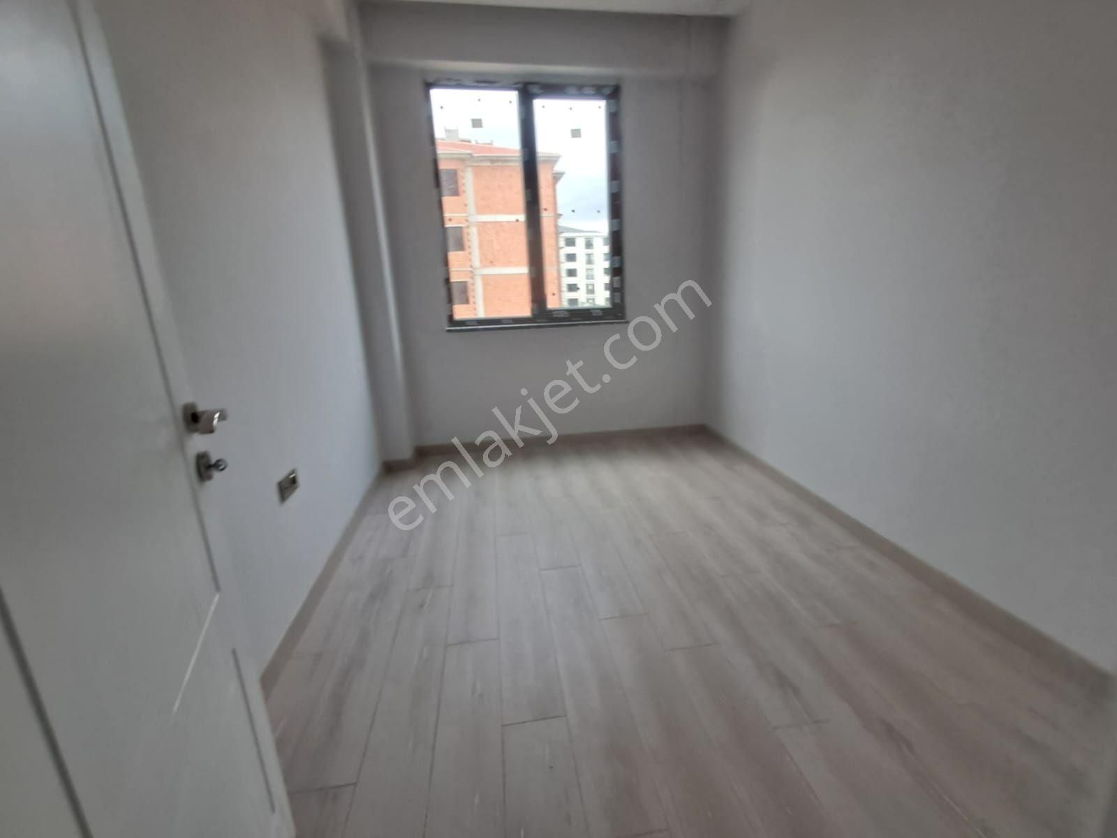 Ekşioğlu' Ndan Tekirdağ Süleymanpaşa Atatürk Mah Güzel Konumda 3+1 Satılık Daire - Görsel 16