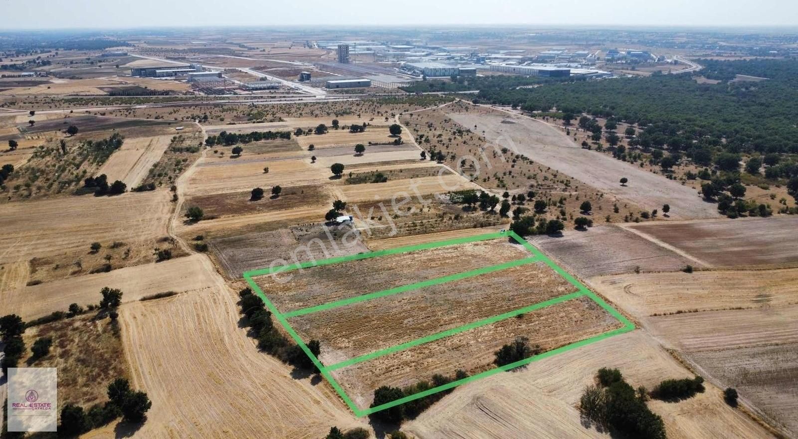Real Estate Çatalca'dan Osb Karşısında 3 Parça Satılık Tarla