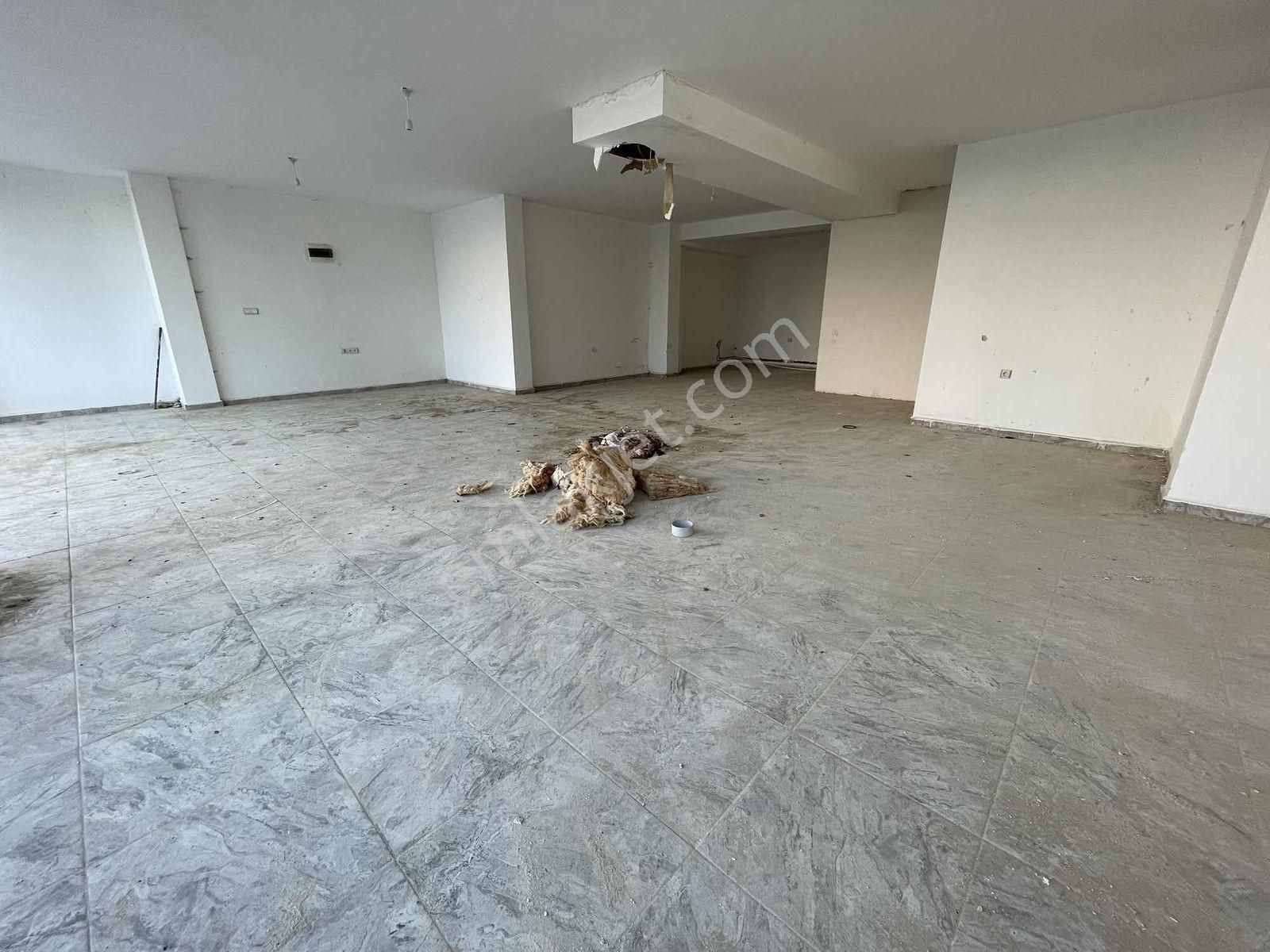 Truva // Onur Gündüzcü'den Türkiş Bornova'da Satılık 85m2 Dükkan - Görsel 13