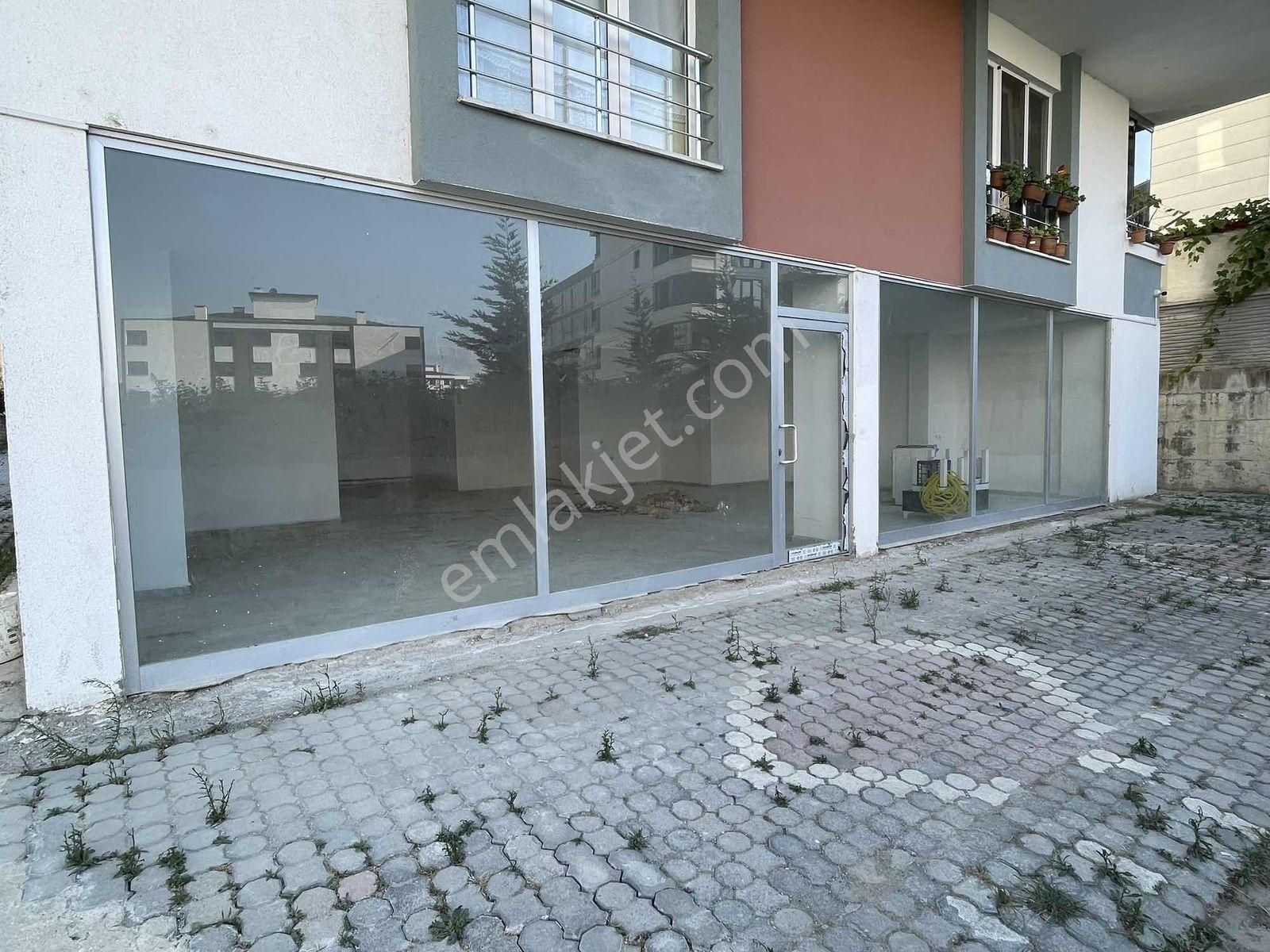 Truva // Onur Gündüzcü'den Türkiş Bornova'da Satılık 85m2 Dükkan - Görsel 7