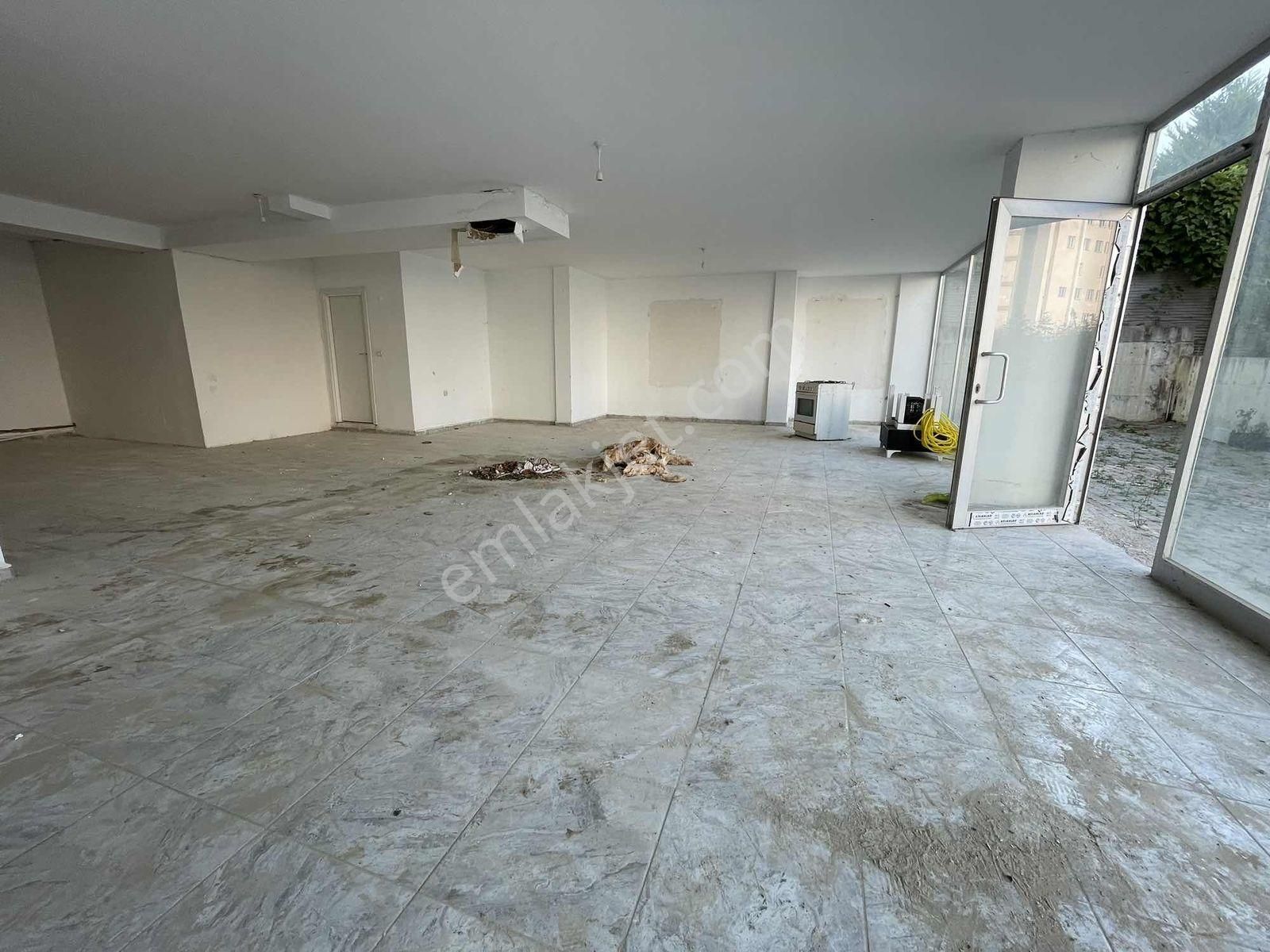 Truva // Onur Gündüzcü'den Türkiş Bornova'da Satılık 85m2 Dükkan - Görsel 5