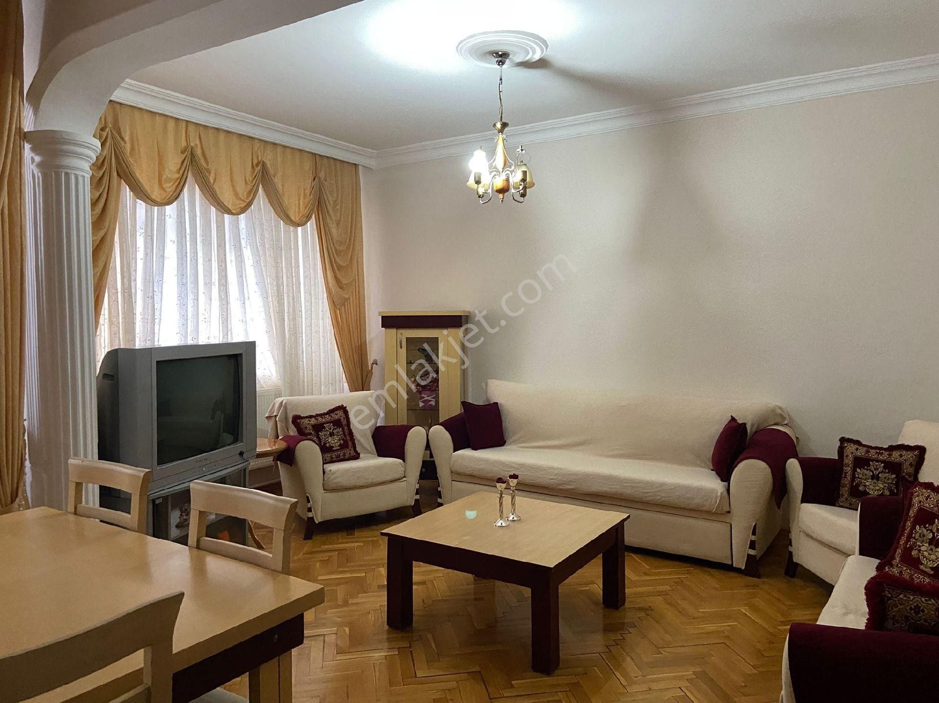 Kiralık Eşyalı Daire Anadolu Lisesi Karşısı