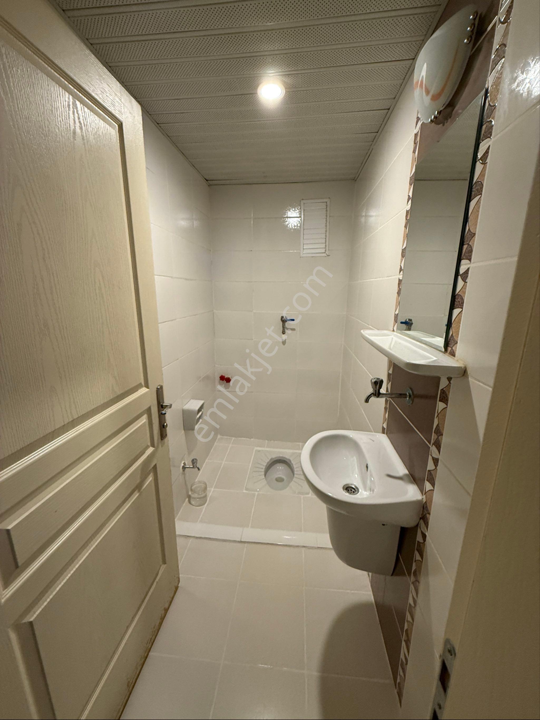 Edremit Yeni Tokide Kiralık 3+1 Daire Memur Kiracı Terchli - Görsel 8