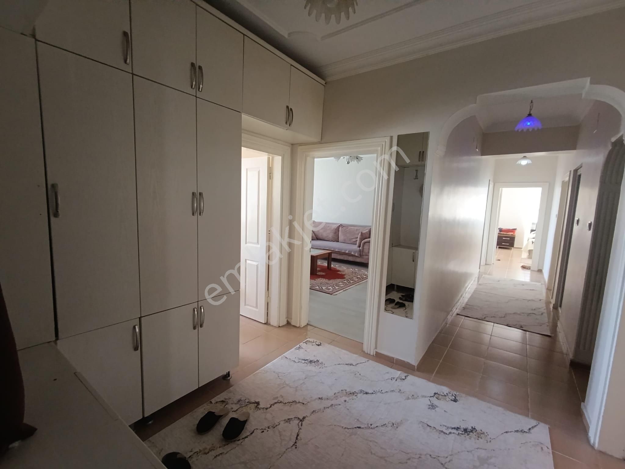 Uygun Emlaktan Karaköprüde Uygun Fiyata 4 Kat 5 Oda Satılık Daire - Görsel 15