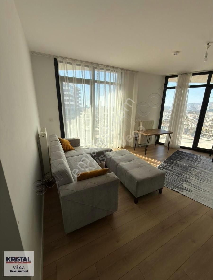 İzmir Bornova Modda Bulvar 2+1 Eşyalı Kiralık Daire
