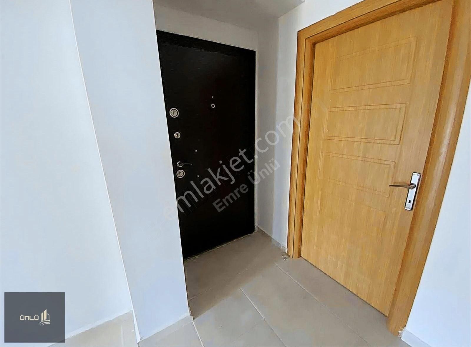 Halitpaşa Mah Havuzlu Otoparklı Kiralık Daire 3+1 Arakat