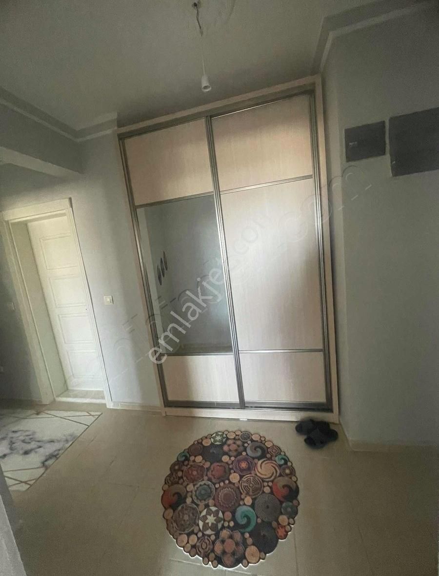 Full Yapılı Geniş Daire