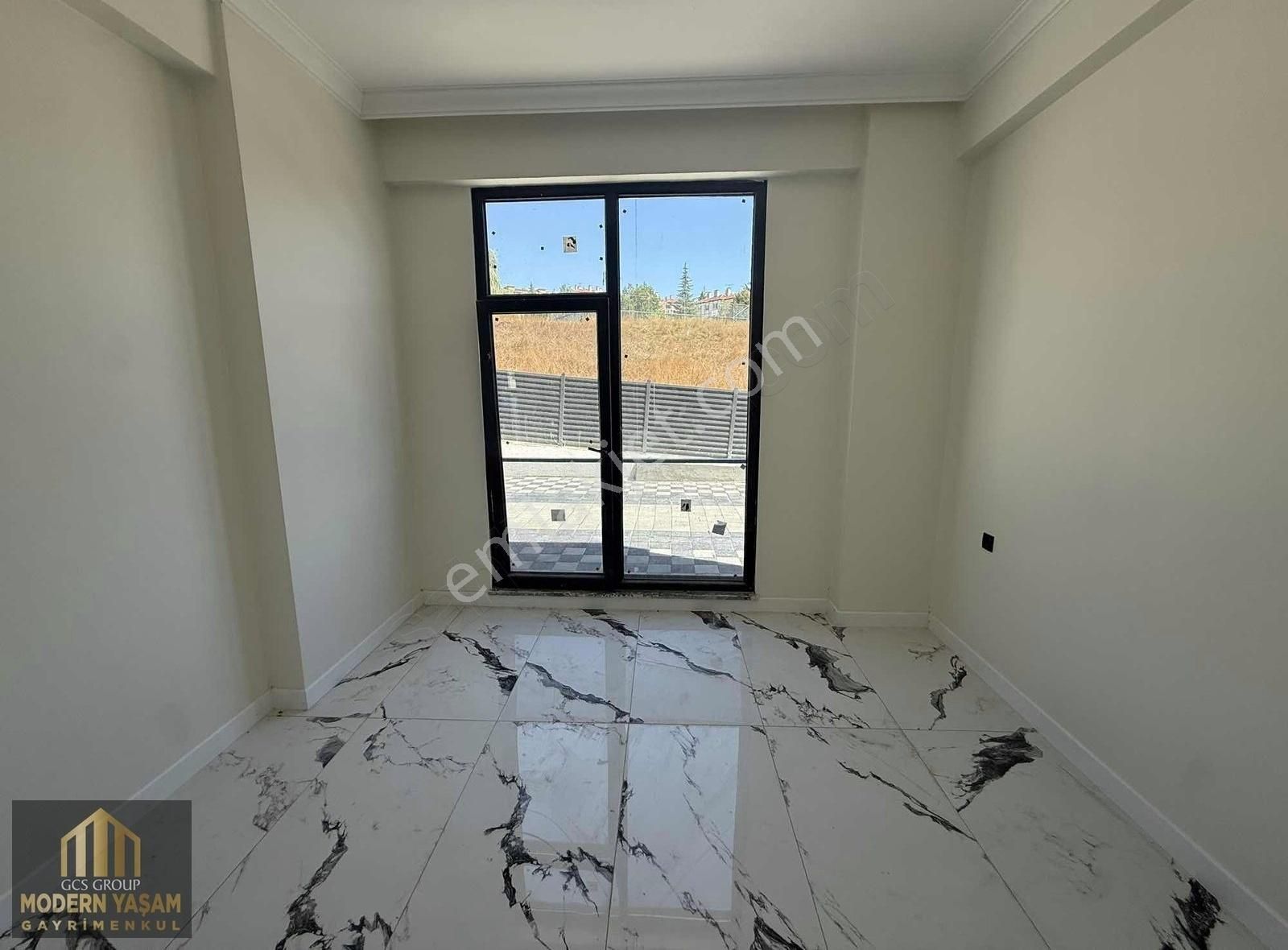 Sakarya Camili Ultra Lüx Müstakil Bahçeli Satılık Triplex Villa