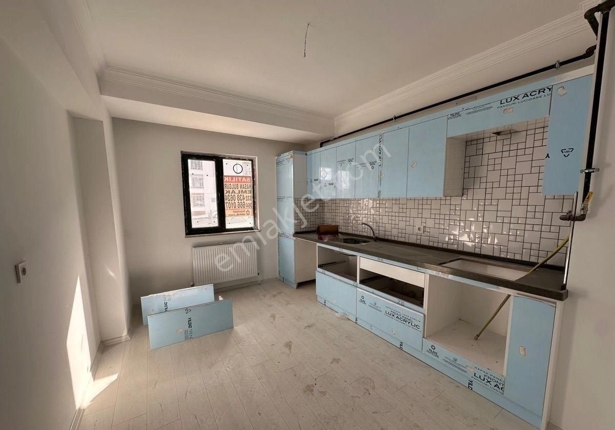 Hasan Bulgur Emlaktan Ata Caddesi Yanında Kiralık 3+1 Daire