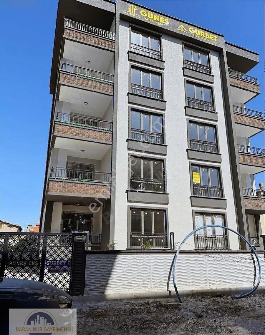 Süper Konumda 2+1 Lüks Sıfır Ara Kat Daireler