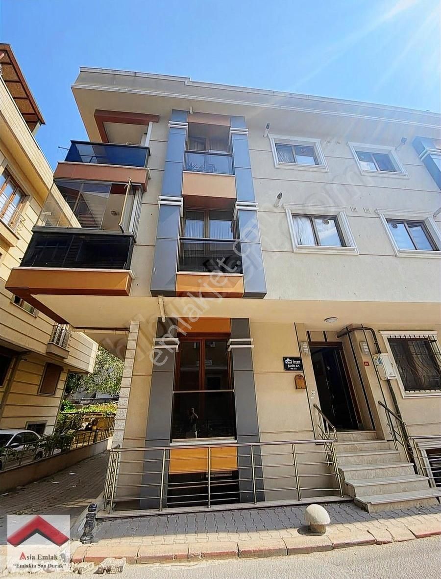 Asıa Emlaktan City's Avm Kozyatağı Metroya 3dk Uzaklıkta 1+1